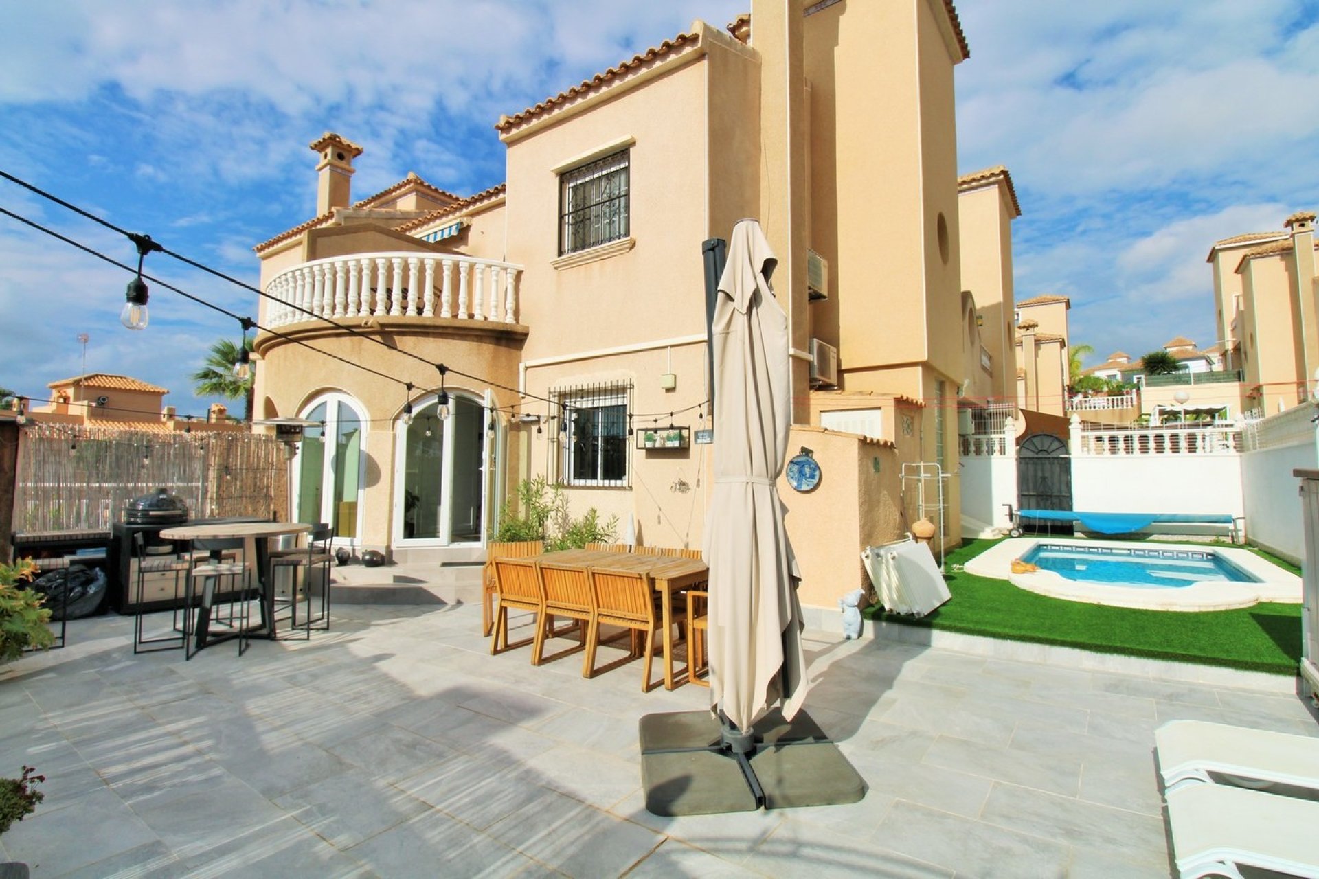 Segunda mano - Adosado -
Villamartin - Costa Blanca