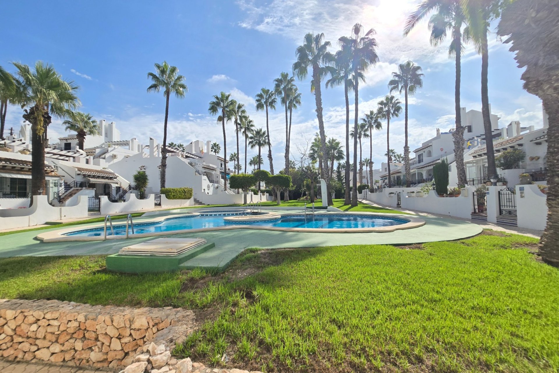 Segunda mano - Adosado -
Villamartin - Costa Blanca