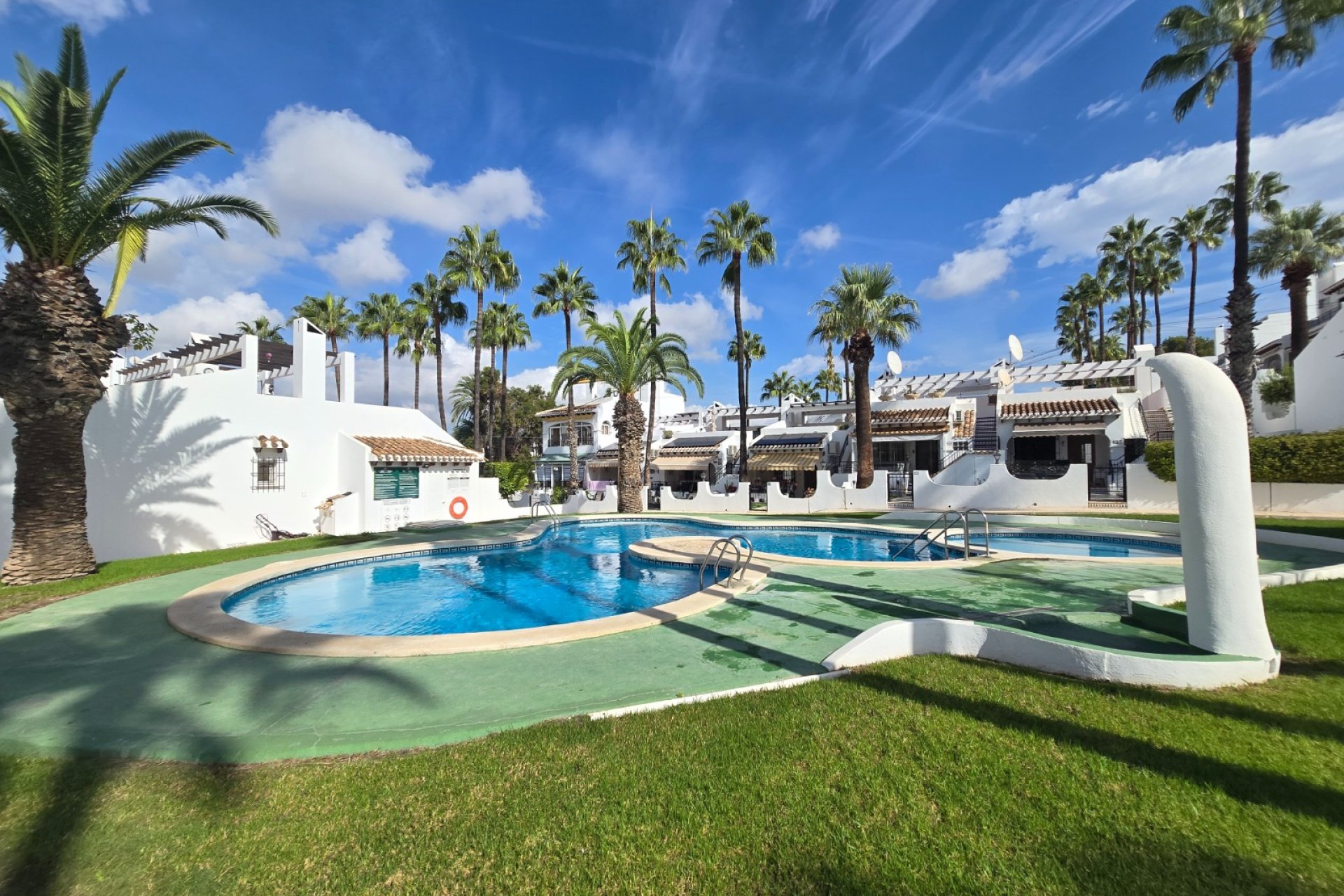 Segunda mano - Adosado -
Villamartin - Costa Blanca