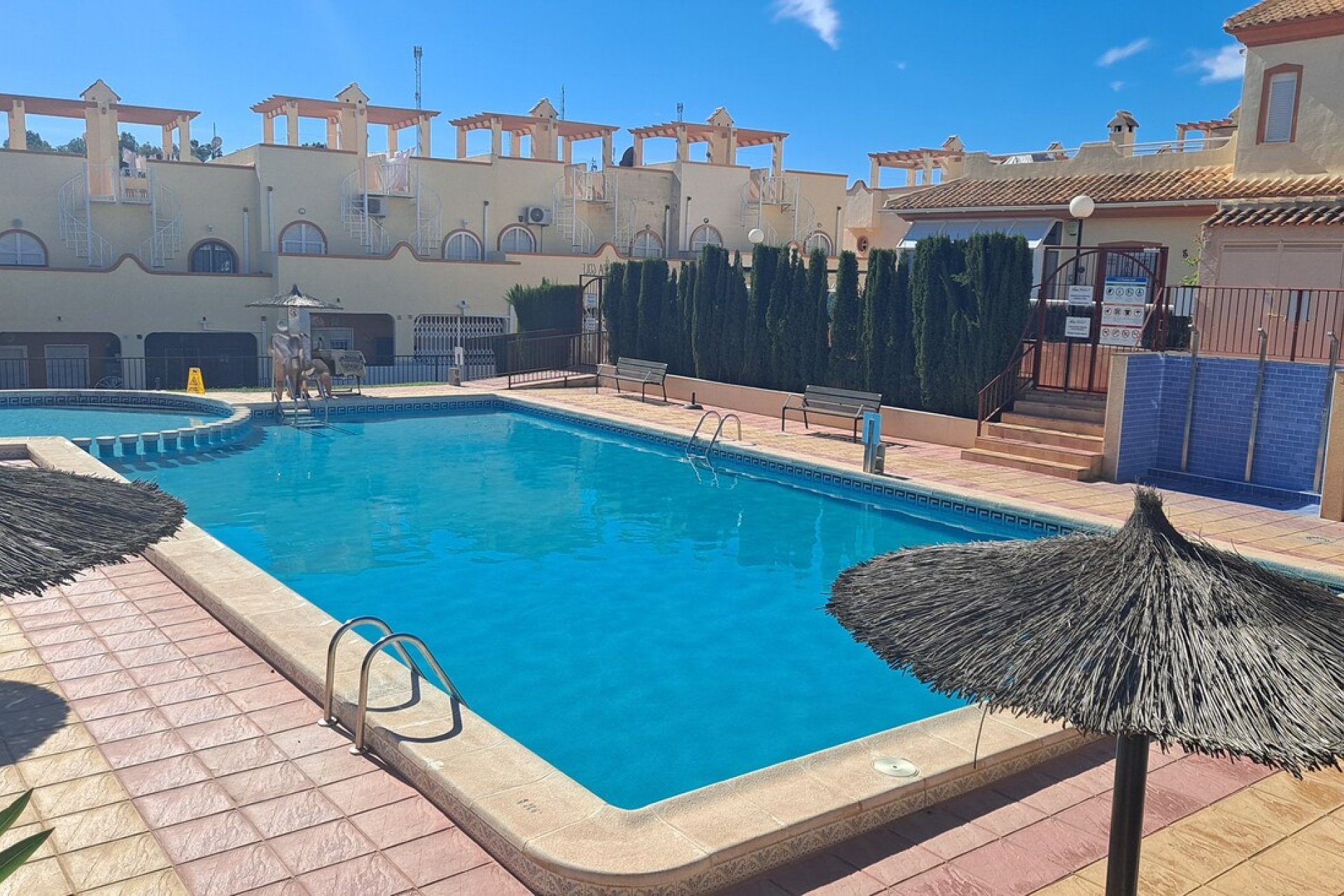 Segunda mano - Adosado -
Villamartin - Costa Blanca