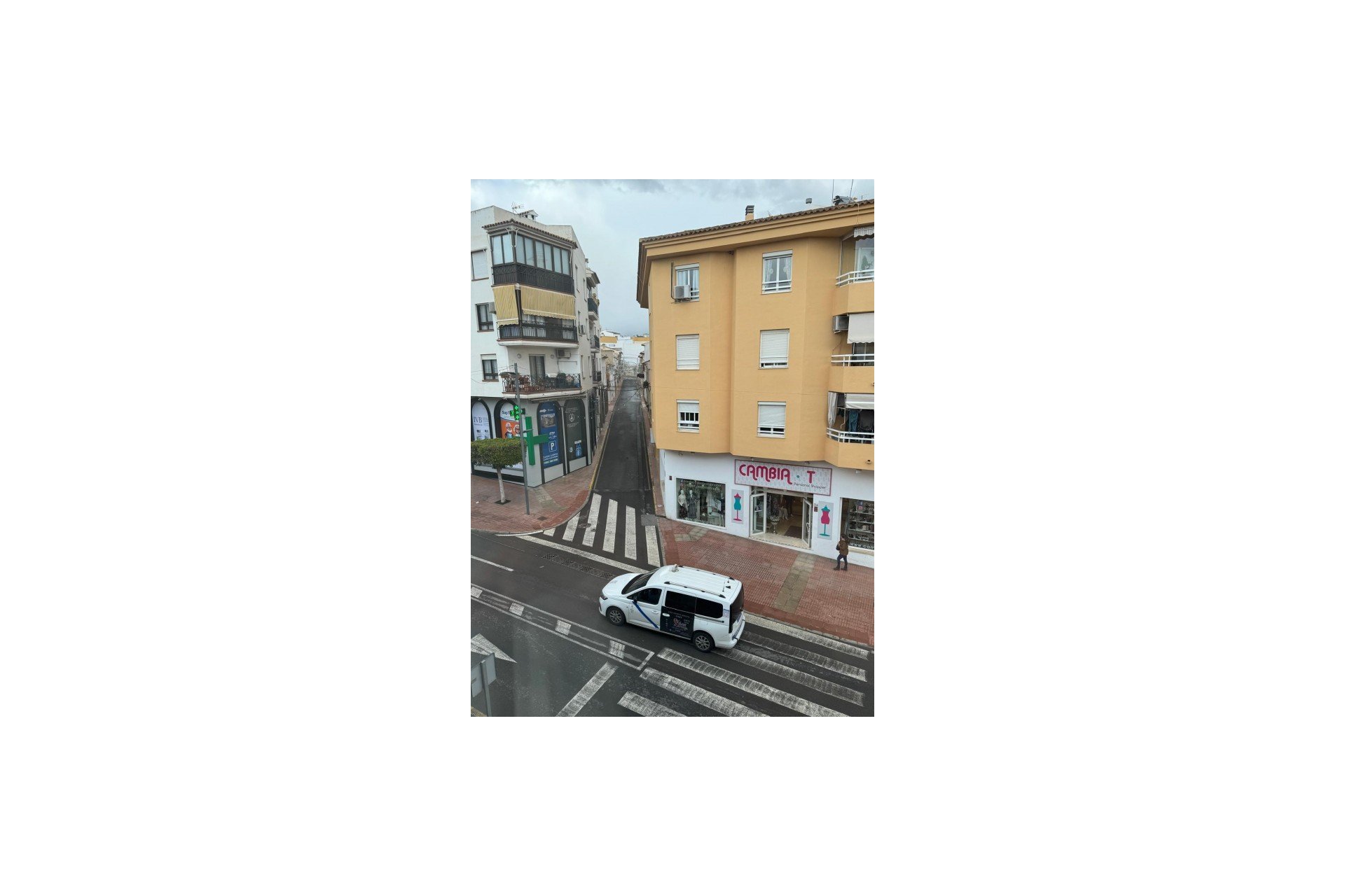 Segunda mano - Apartamento -
Alfas del Pí - Costa Blanca
