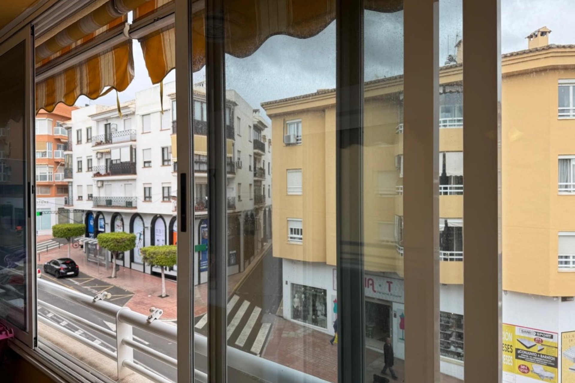 Segunda mano - Apartamento -
Alfas del Pí - Costa Blanca