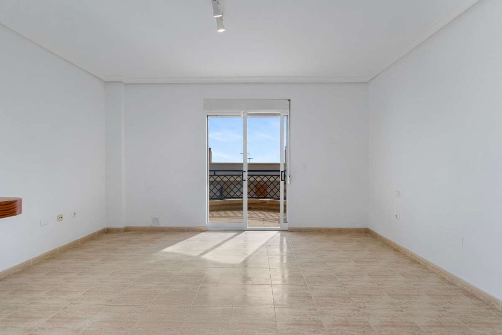 Segunda mano - Apartamento -
Arenales del Sol - Costa Blanca