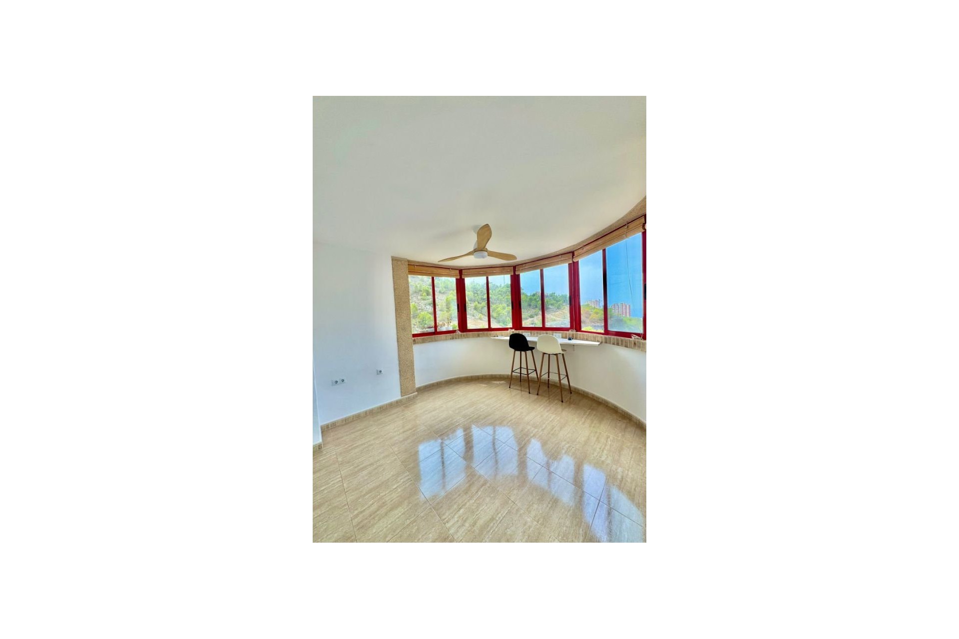 Segunda mano - Apartamento -
Benidorm - Costa Blanca