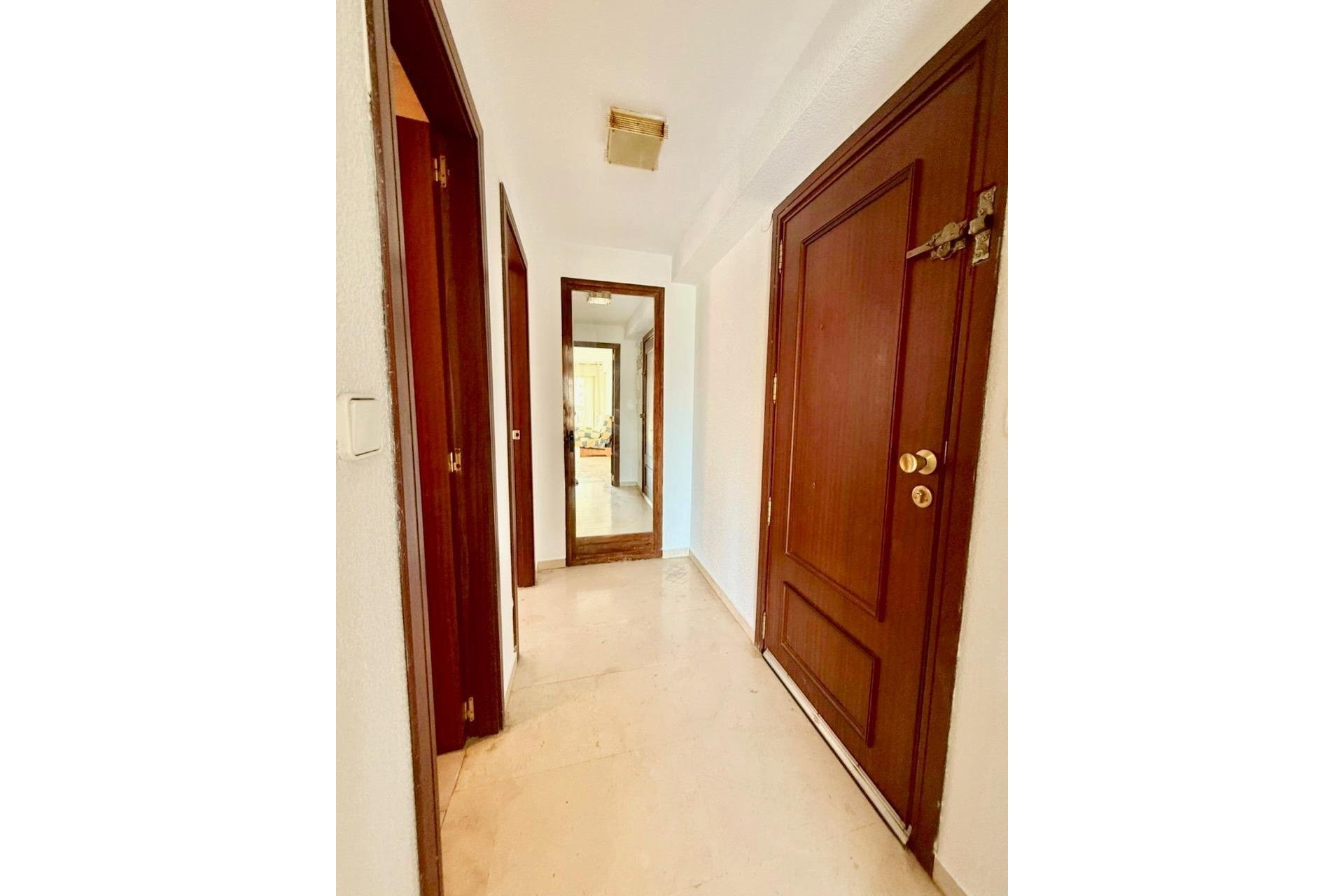 Segunda mano - Apartamento -
Benidorm - Playa De Levante