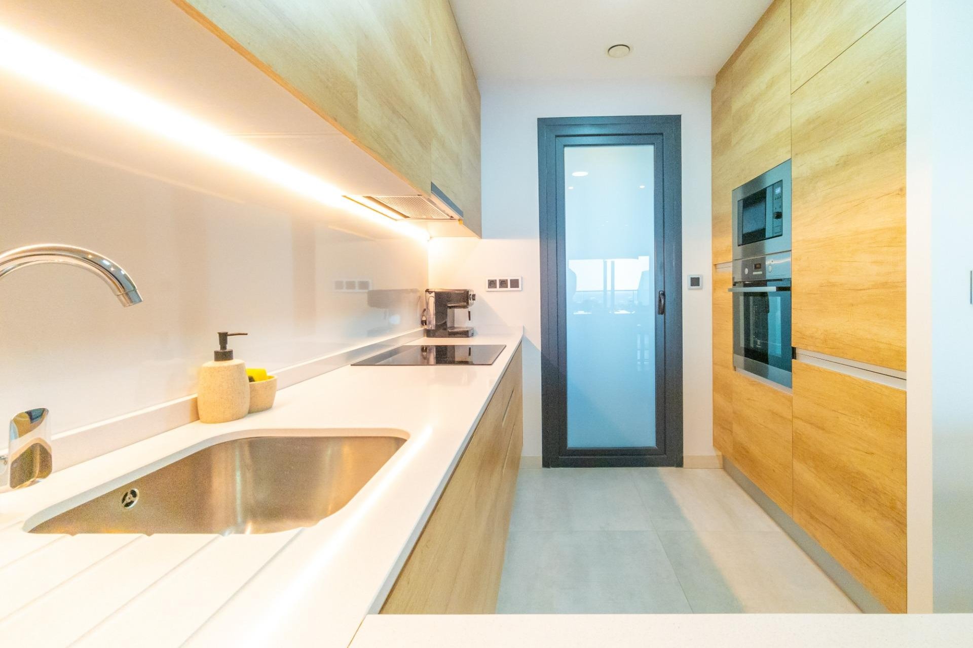 Segunda mano - Apartamento -
Benidorm - Playa de Poniente