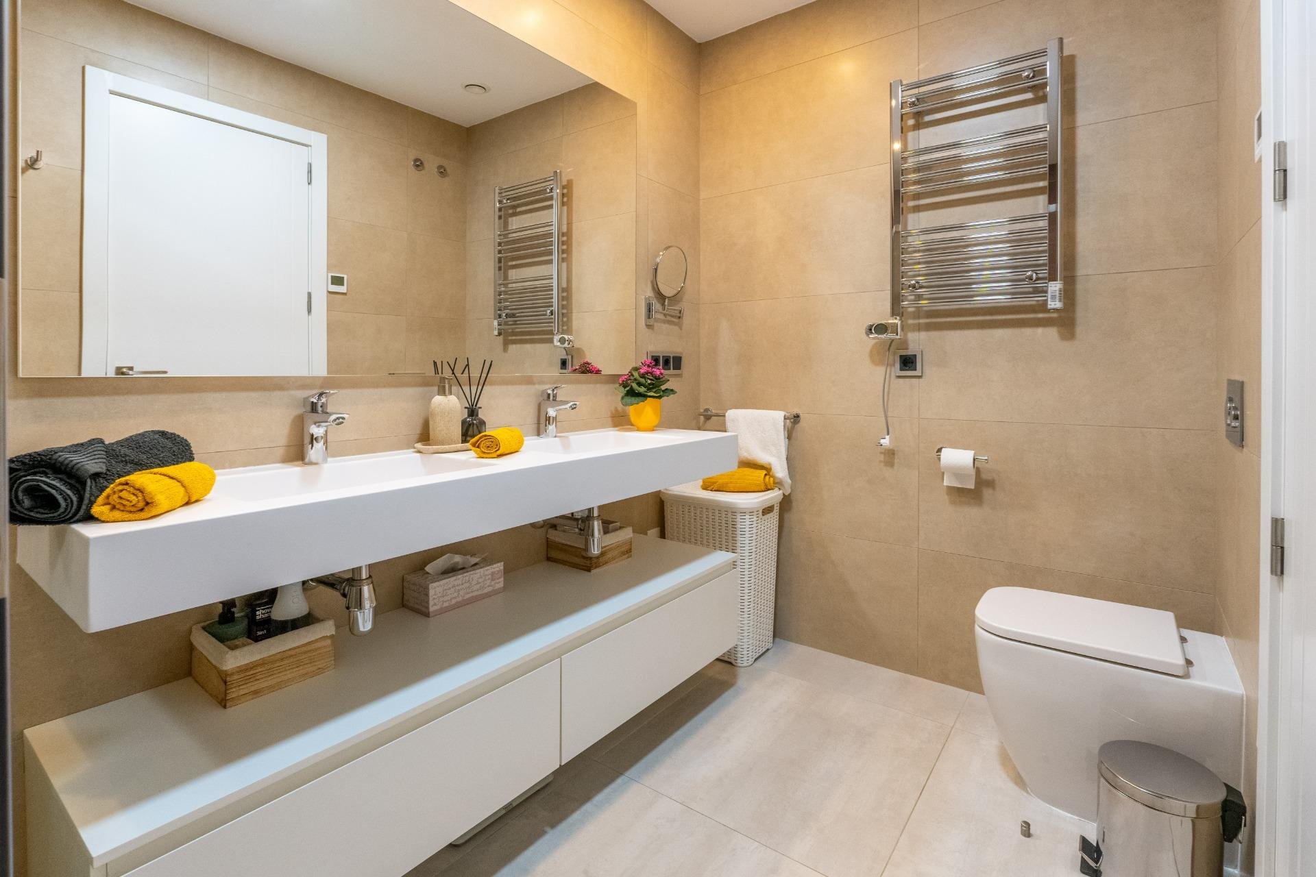 Segunda mano - Apartamento -
Benidorm - Playa de Poniente