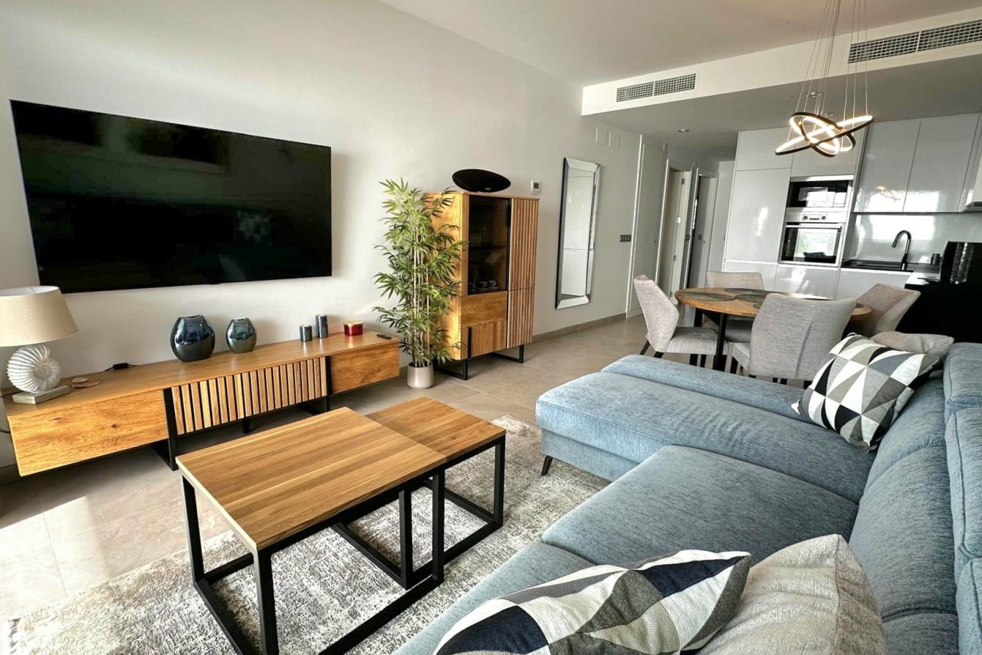 Segunda mano - Apartamento -
Benidorm - Playa de Poniente