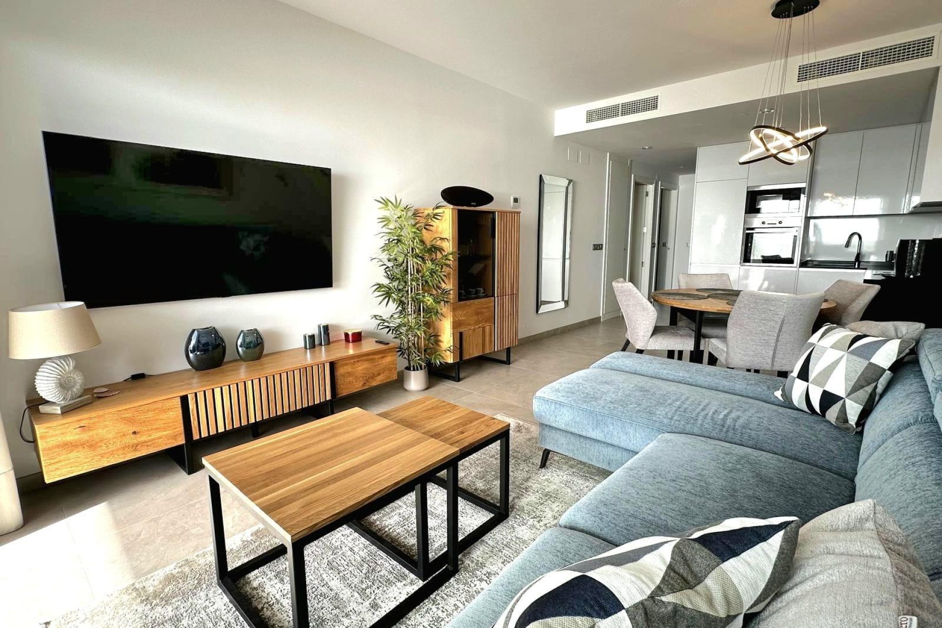 Segunda mano - Apartamento -
Benidorm - Playa de Poniente