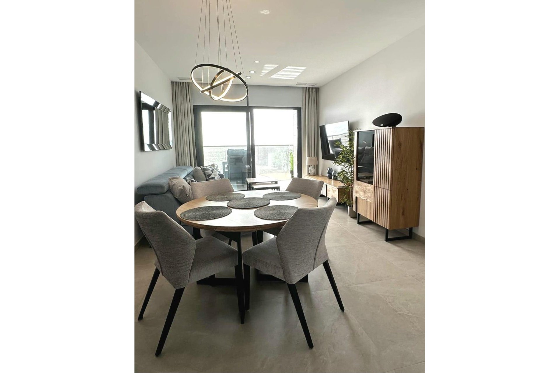 Segunda mano - Apartamento -
Benidorm - Playa de Poniente