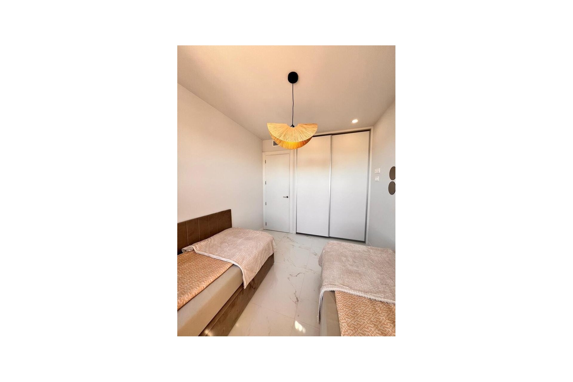 Segunda mano - Apartamento -
Benidorm - Playa de Poniente