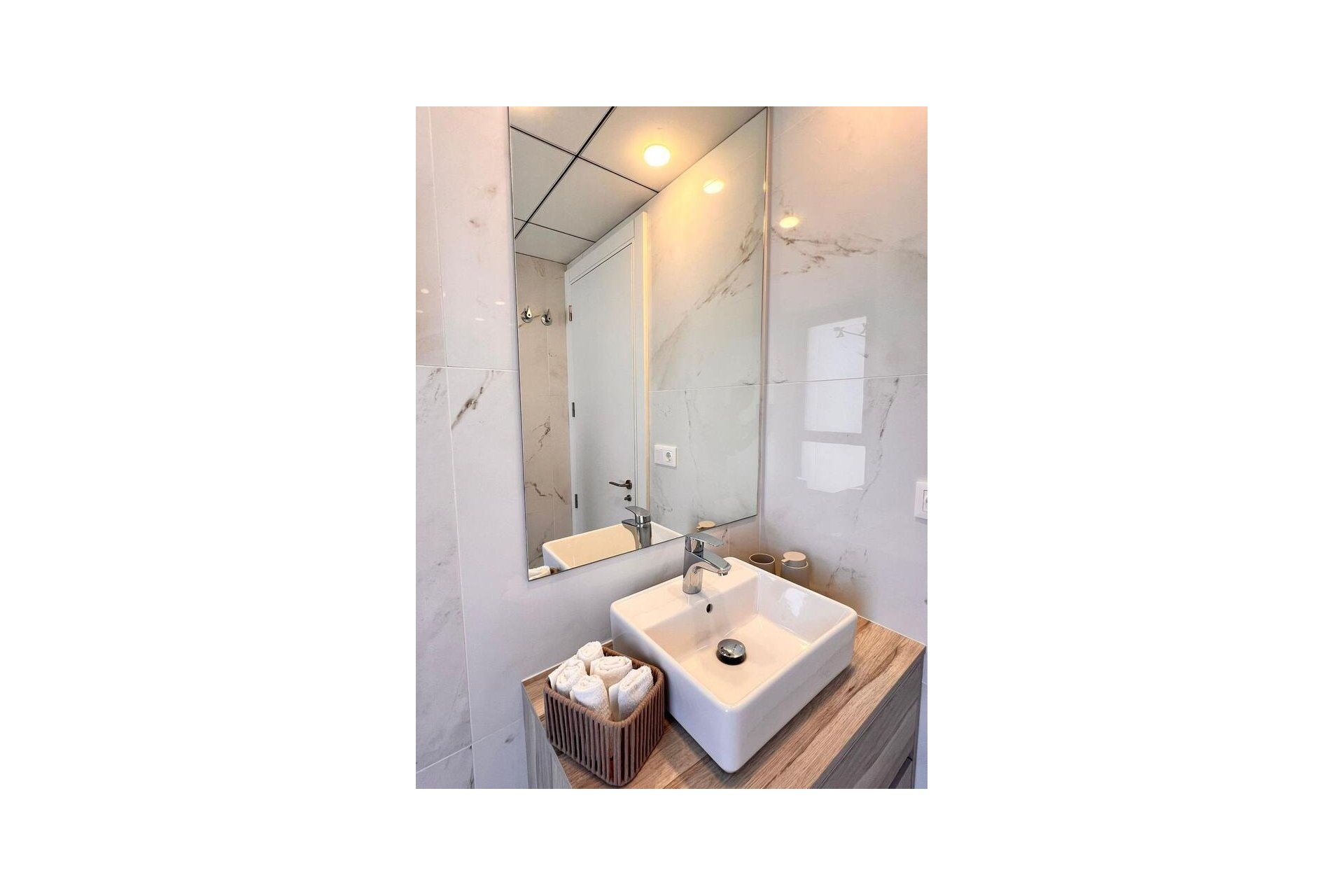 Segunda mano - Apartamento -
Benidorm - Playa de Poniente