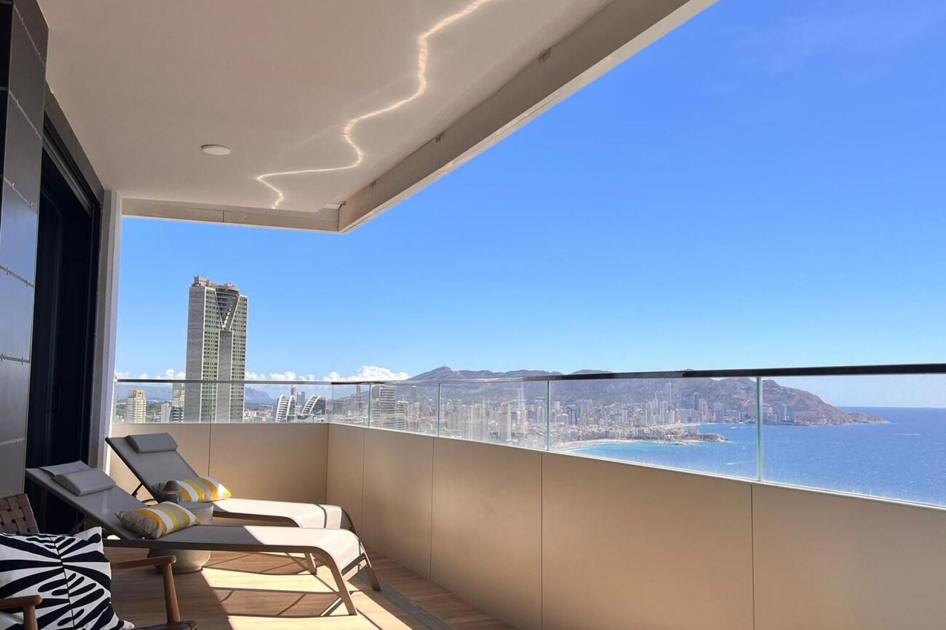 Segunda mano - Apartamento -
Benidorm - Playa de Poniente