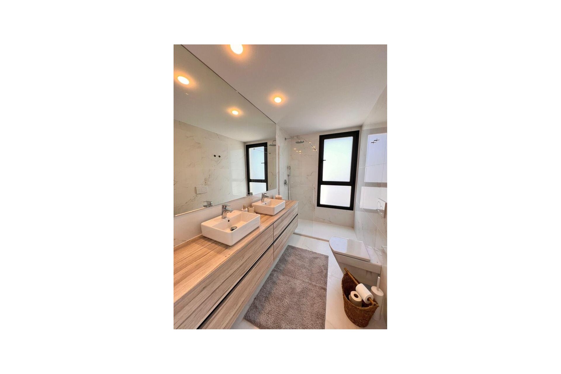 Segunda mano - Apartamento -
Benidorm - Playa de Poniente