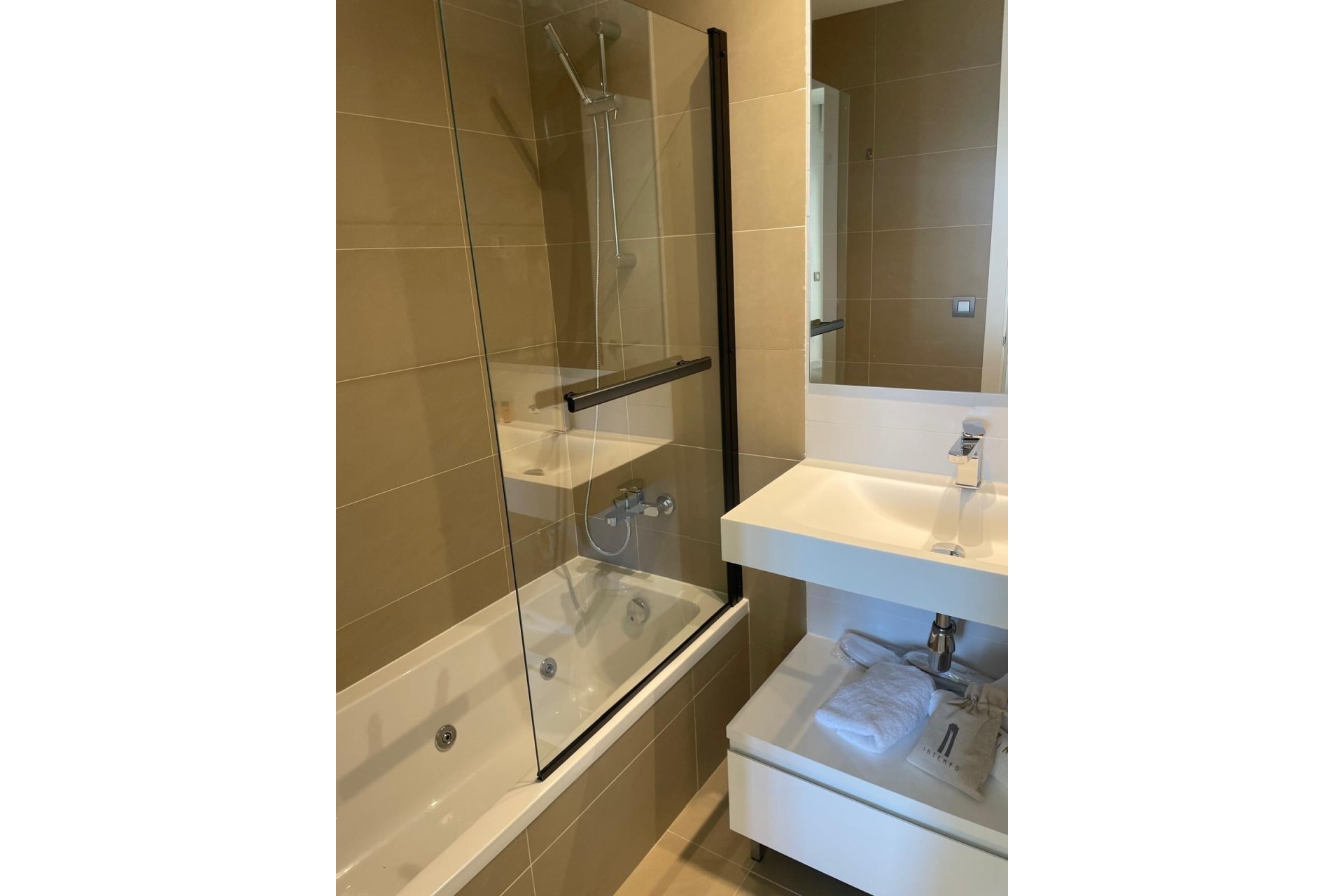 Segunda mano - Apartamento -
Benidorm - Playa de Poniente