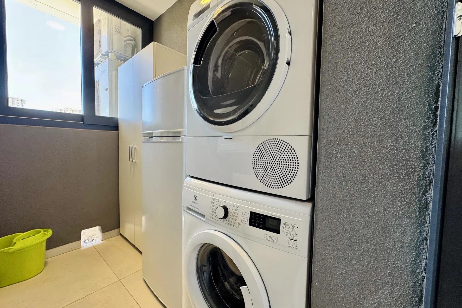 Segunda mano - Apartamento -
Benidorm - Playa de Poniente