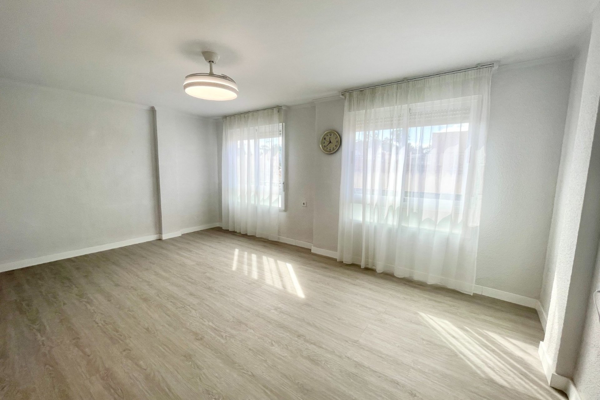Segunda mano - Apartamento -
Bigastro - Inland