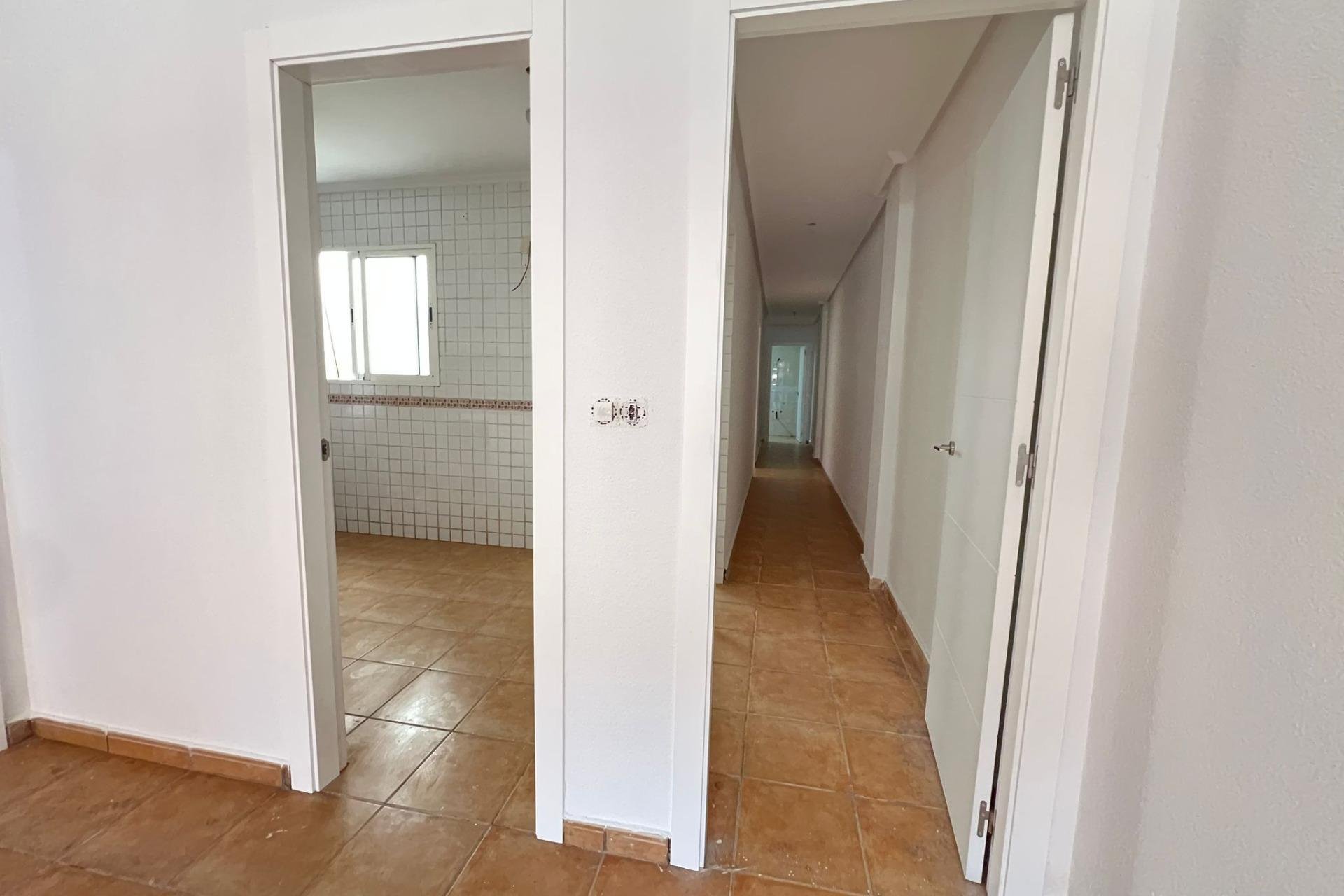 Segunda mano - Apartamento -
Catral - Comunidad Valenciana