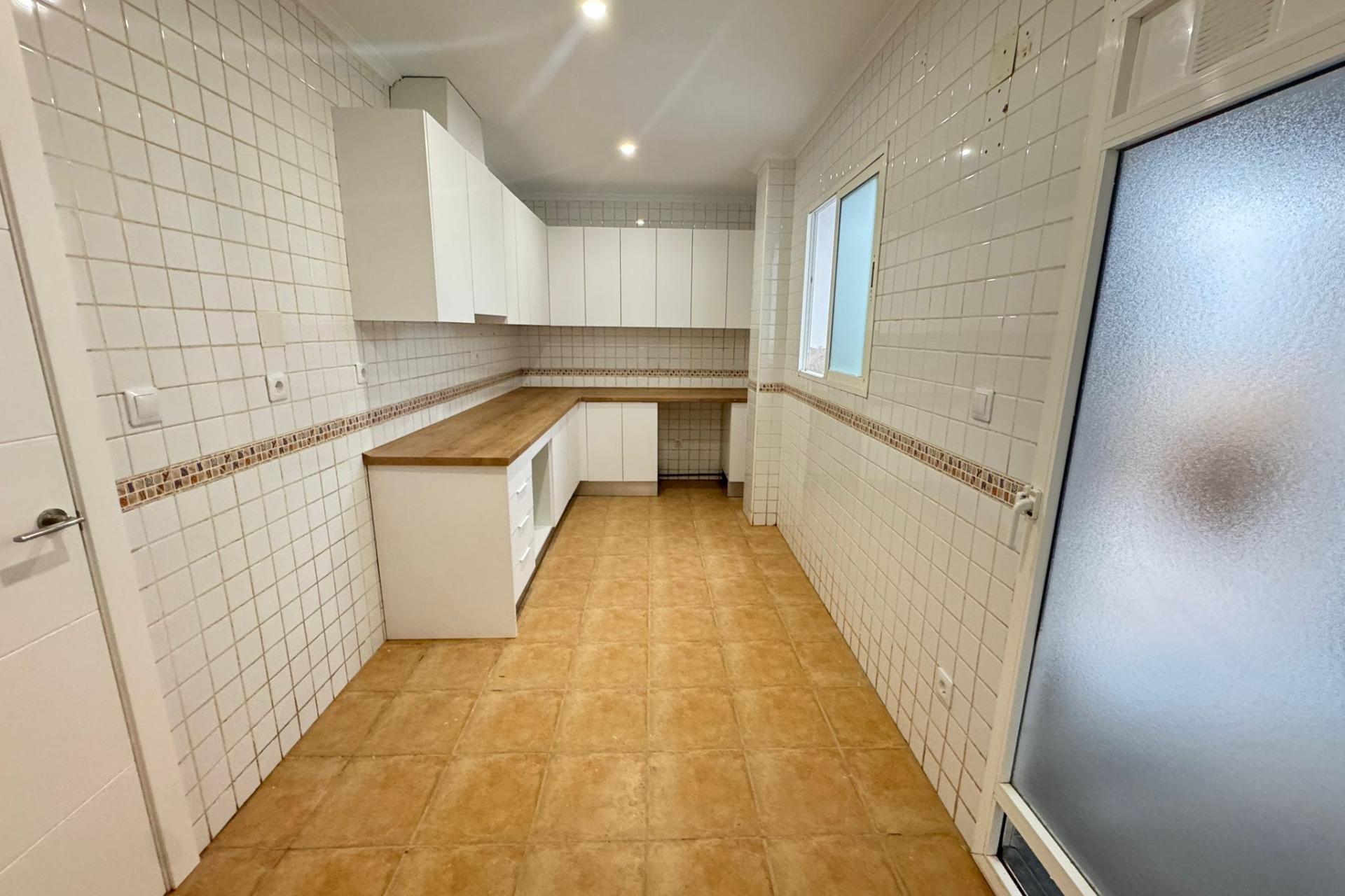 Segunda mano - Apartamento -
Catral - Comunidad Valenciana