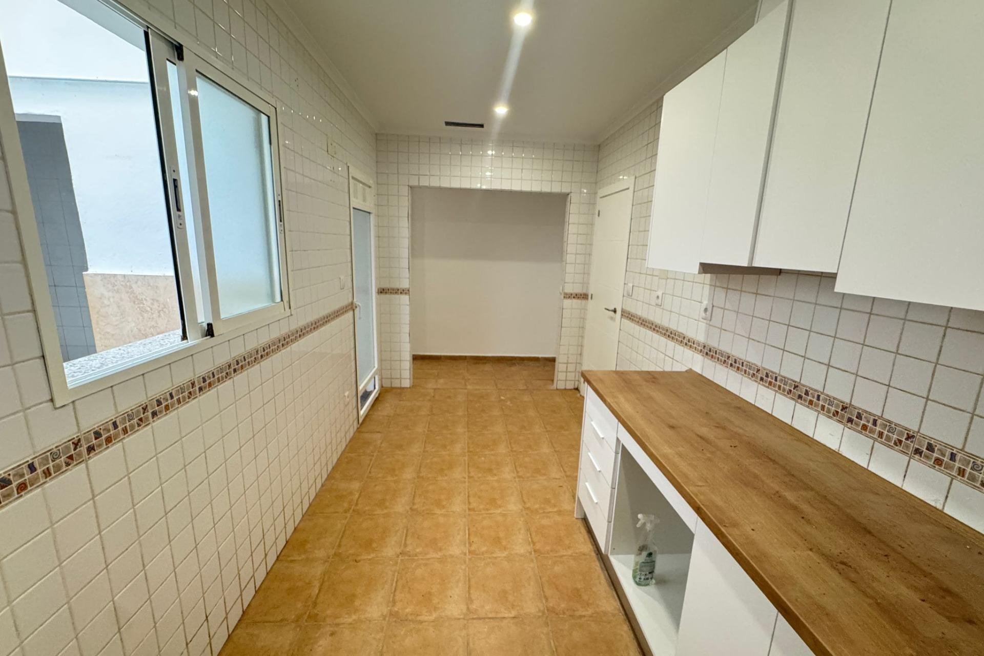 Segunda mano - Apartamento -
Catral - Comunidad Valenciana
