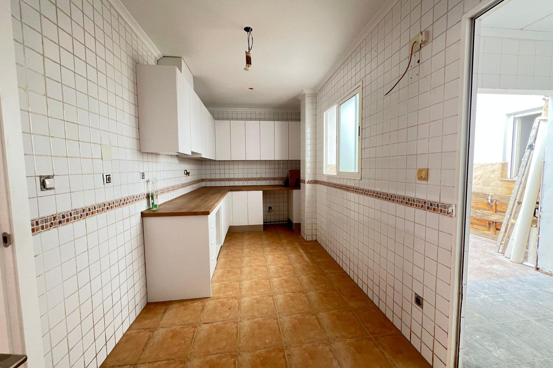 Segunda mano - Apartamento -
Catral - Comunidad Valenciana