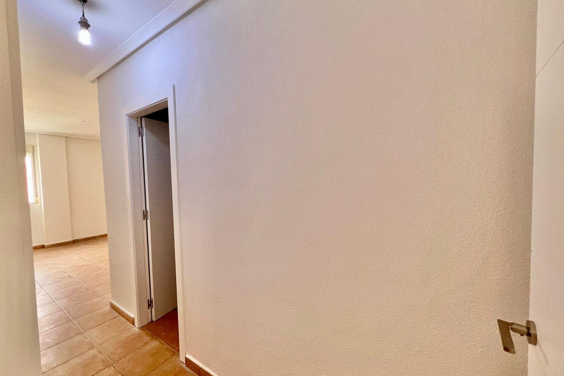 Segunda mano - Apartamento -
Catral - Comunidad Valenciana