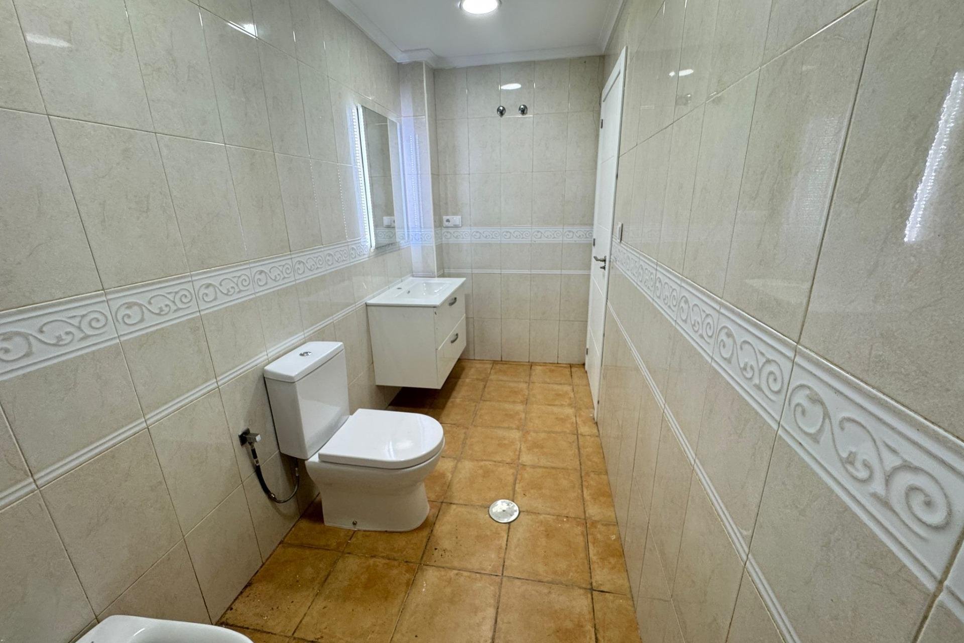 Segunda mano - Apartamento -
Catral - Comunidad Valenciana