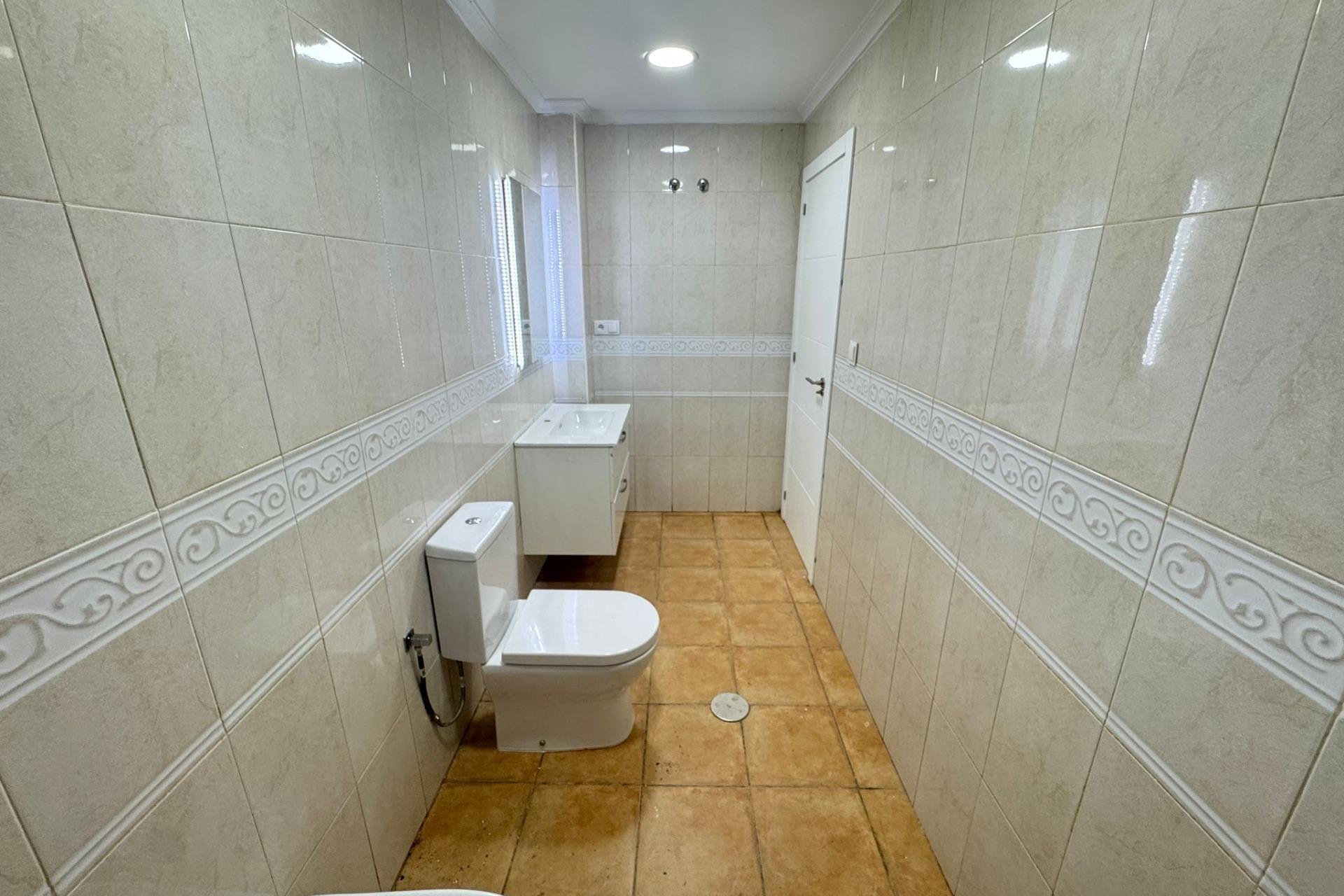 Segunda mano - Apartamento -
Catral - Comunidad Valenciana