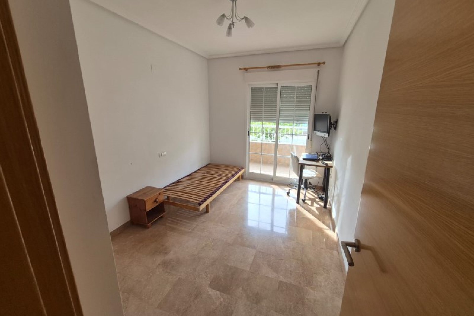 Segunda mano - Apartamento -
Crevillent - Inland