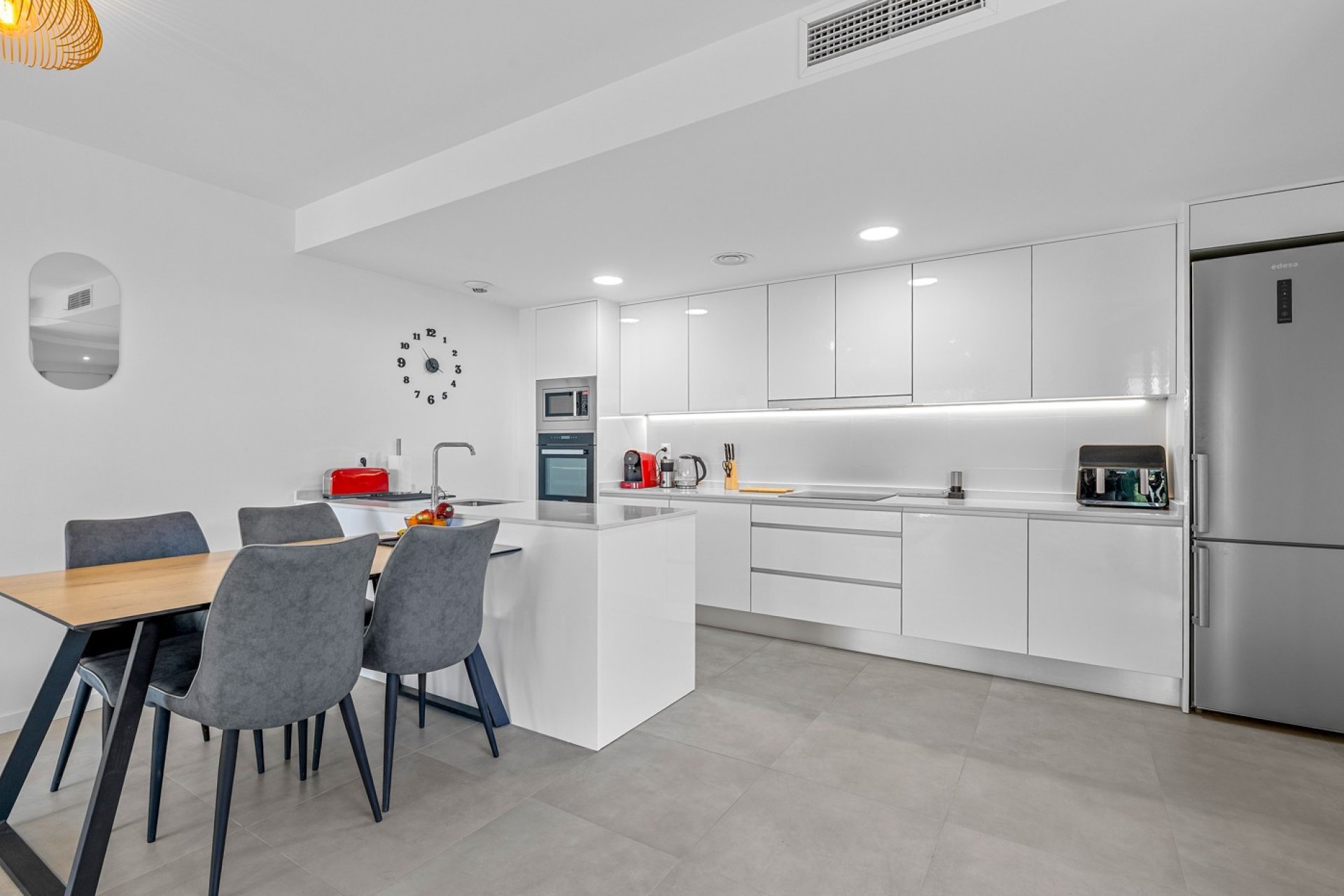Segunda mano - Apartamento -
Dehesa de Campoamor - Costa Blanca