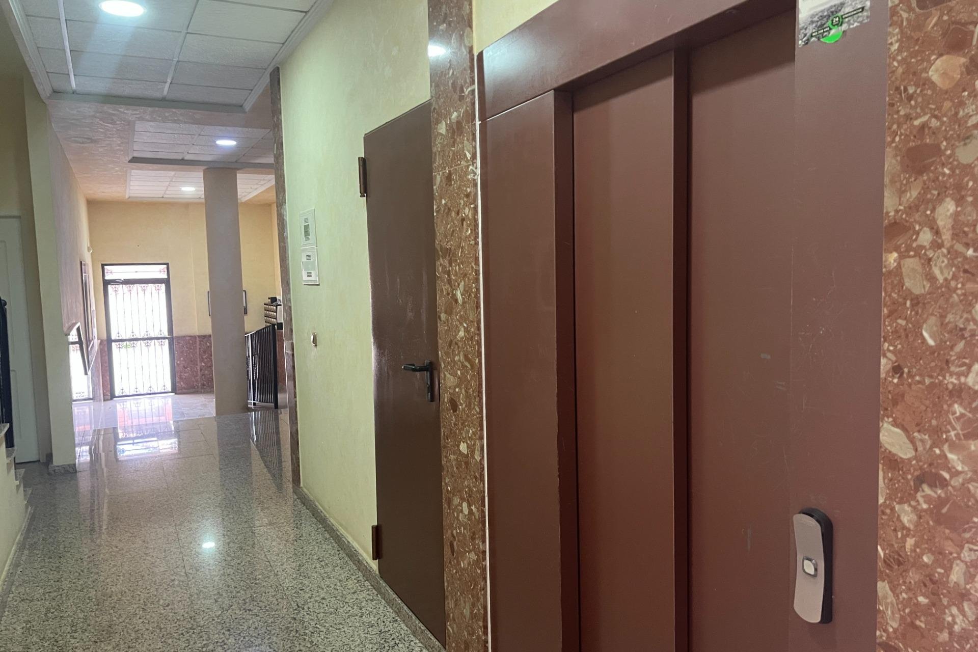 Segunda mano - Apartamento -
Dolores - Comunidad Valenciana