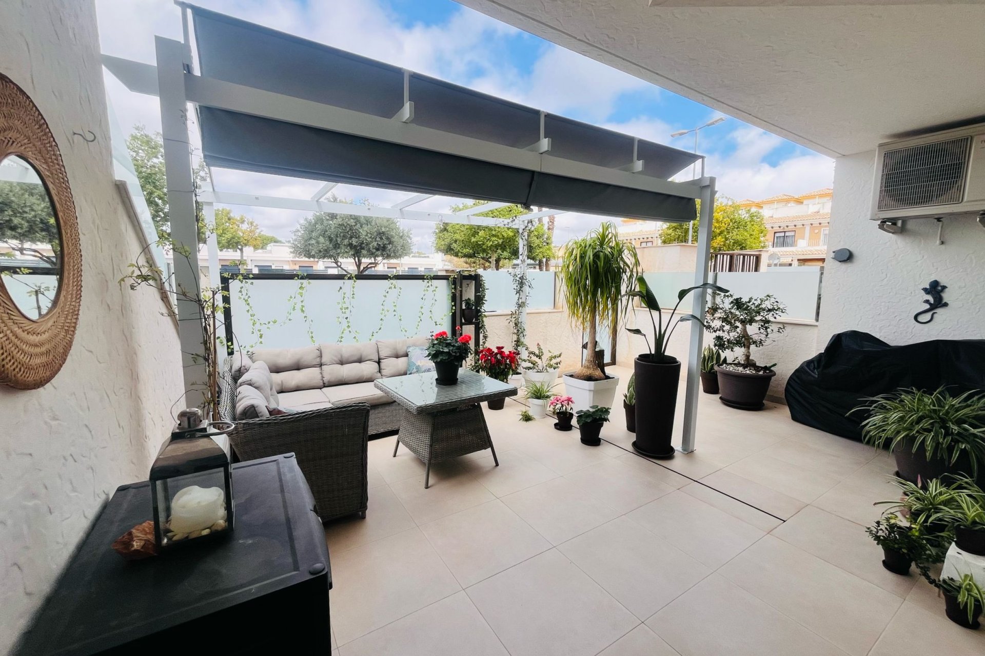 Segunda mano - Apartamento -
Dolores de Pacheco - Inland