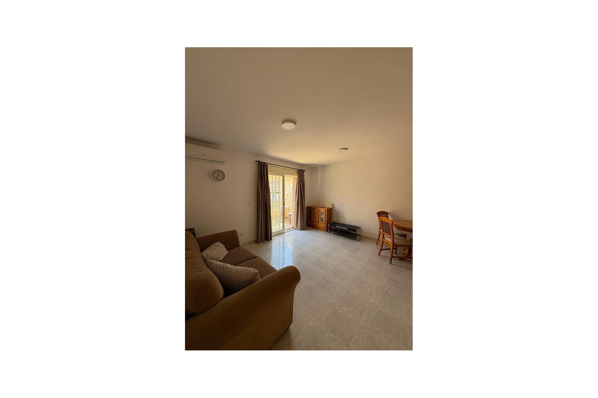 Segunda mano - Apartamento -
Doña Pepa - Inland
