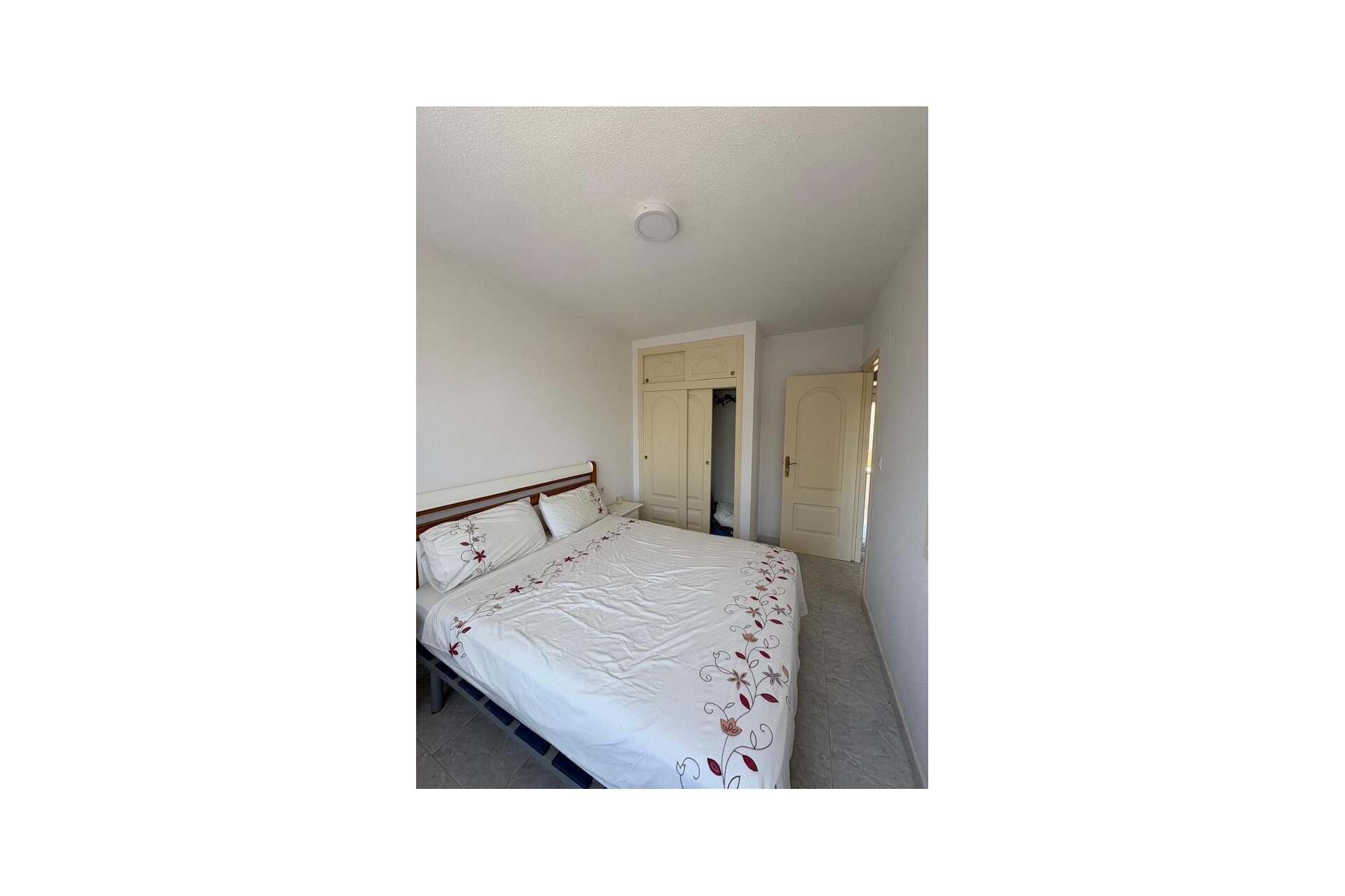 Segunda mano - Apartamento -
Doña Pepa - Inland