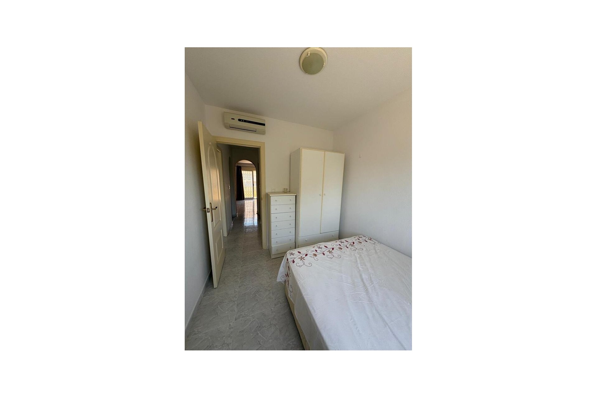 Segunda mano - Apartamento -
Doña Pepa - Inland