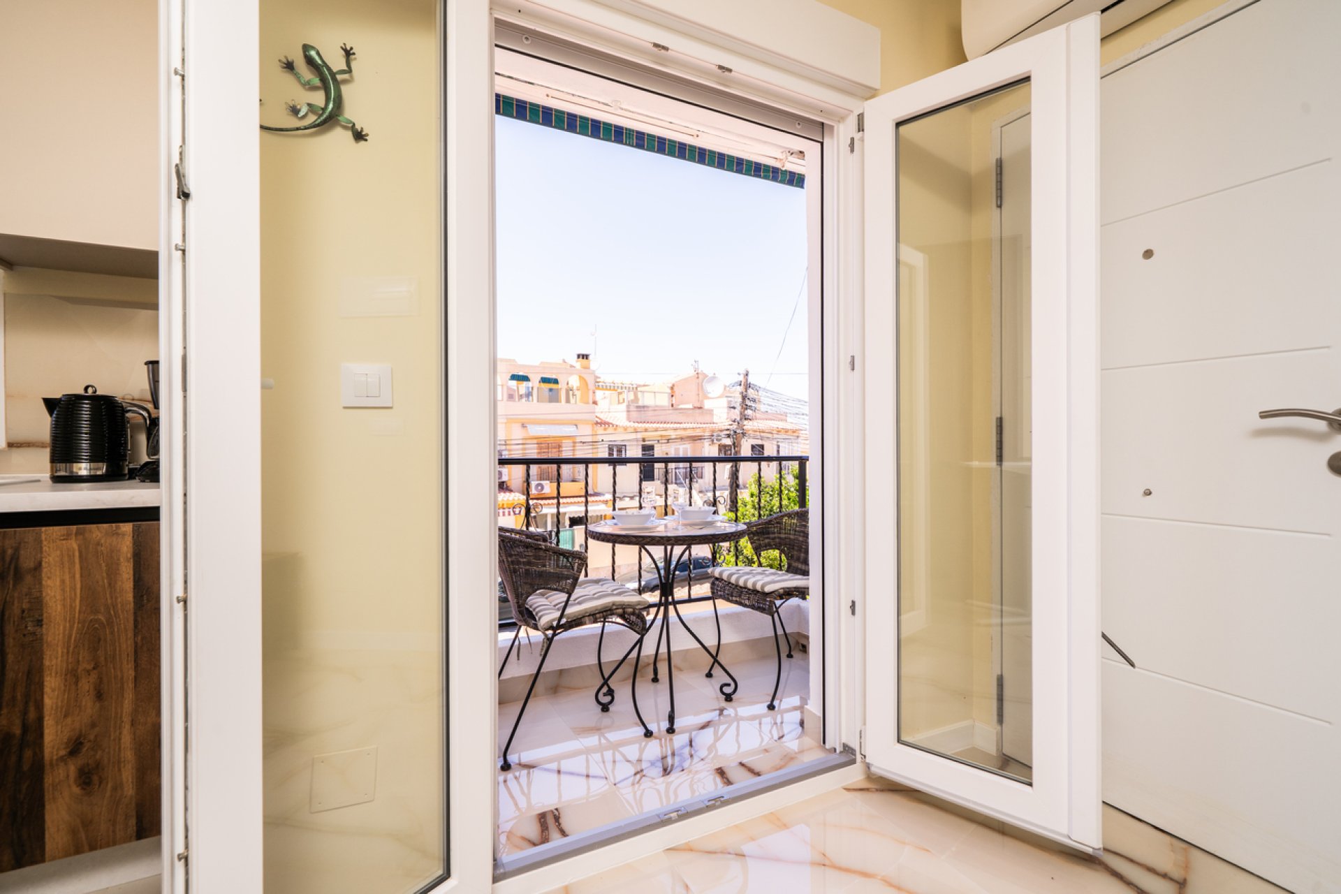 Segunda mano - Apartamento -
El Chaparral - Costa Blanca