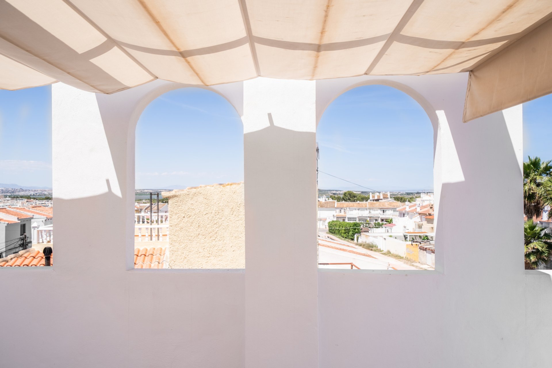 Segunda mano - Apartamento -
El Chaparral - Costa Blanca