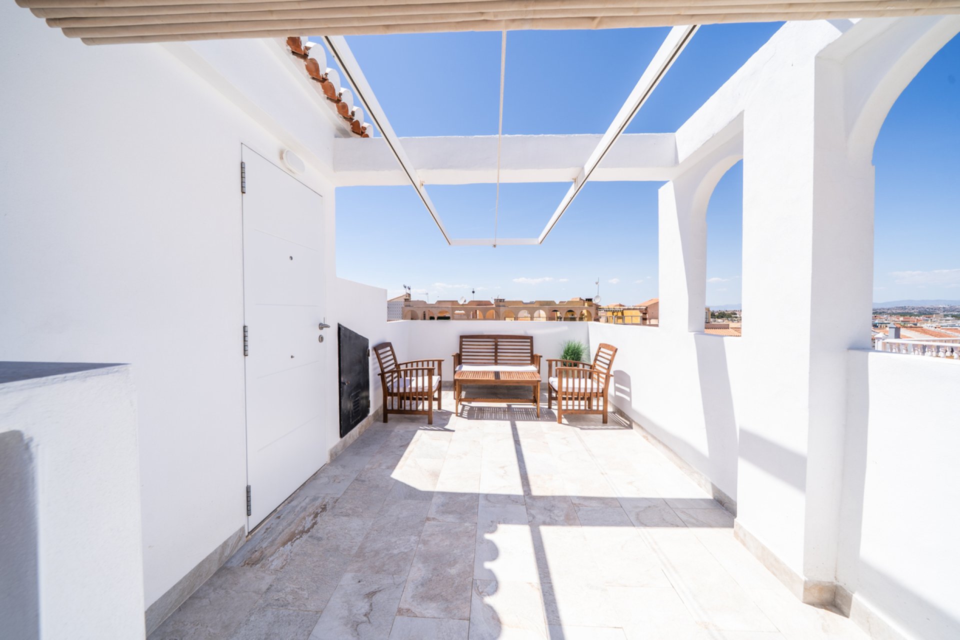 Segunda mano - Apartamento -
El Chaparral - Costa Blanca