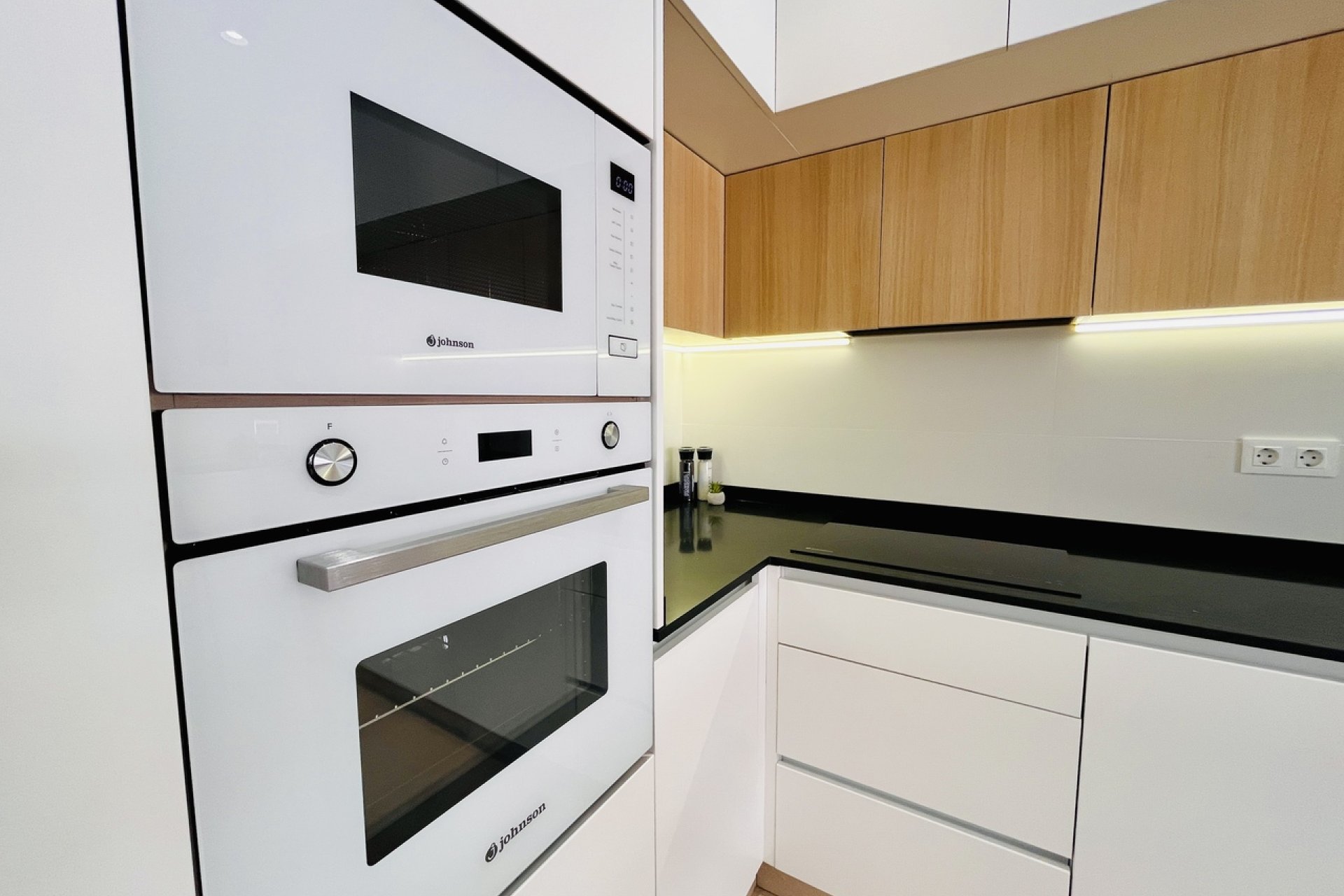 Segunda mano - Apartamento -
El Raso - Costa Blanca