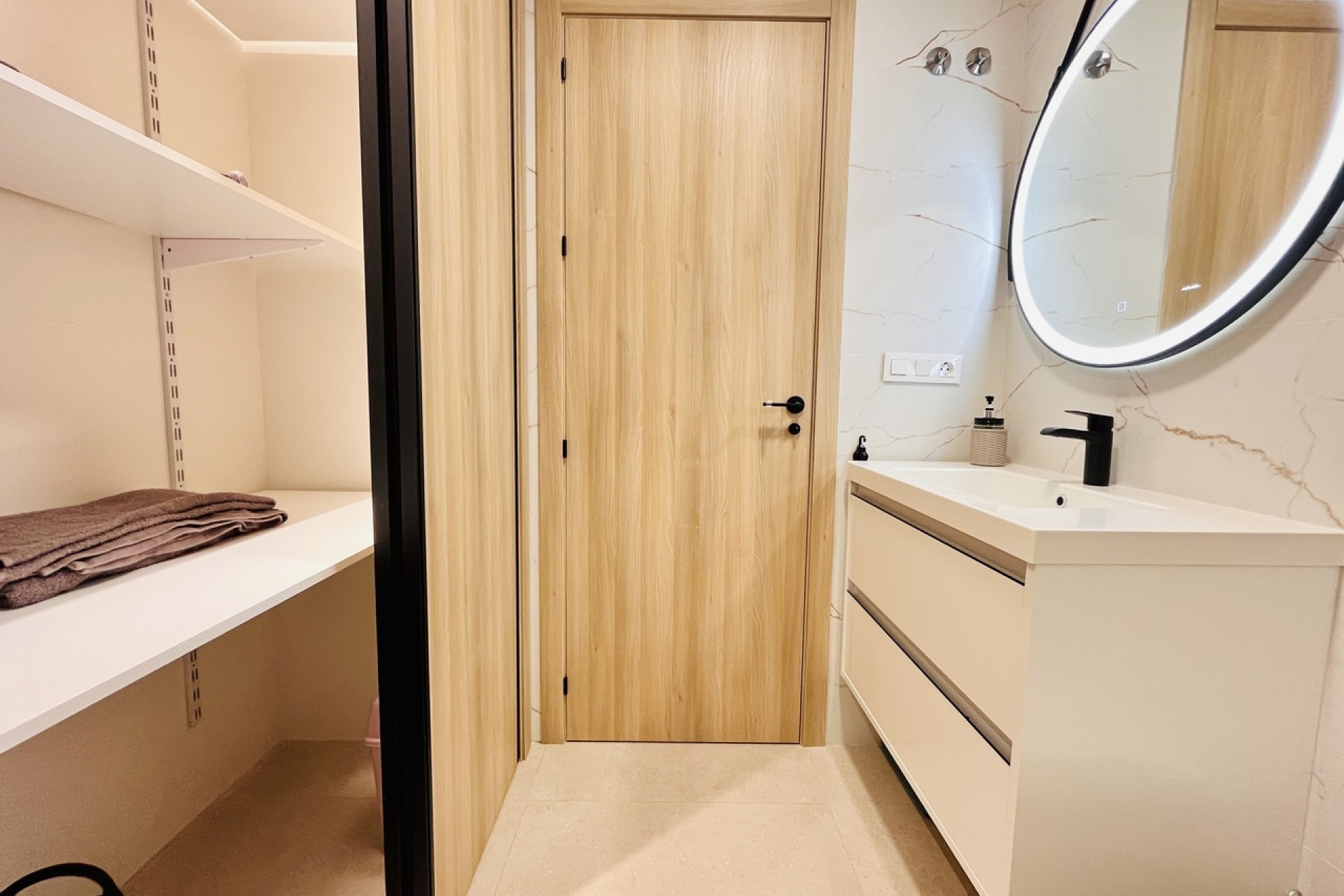 Segunda mano - Apartamento -
El Raso - Costa Blanca
