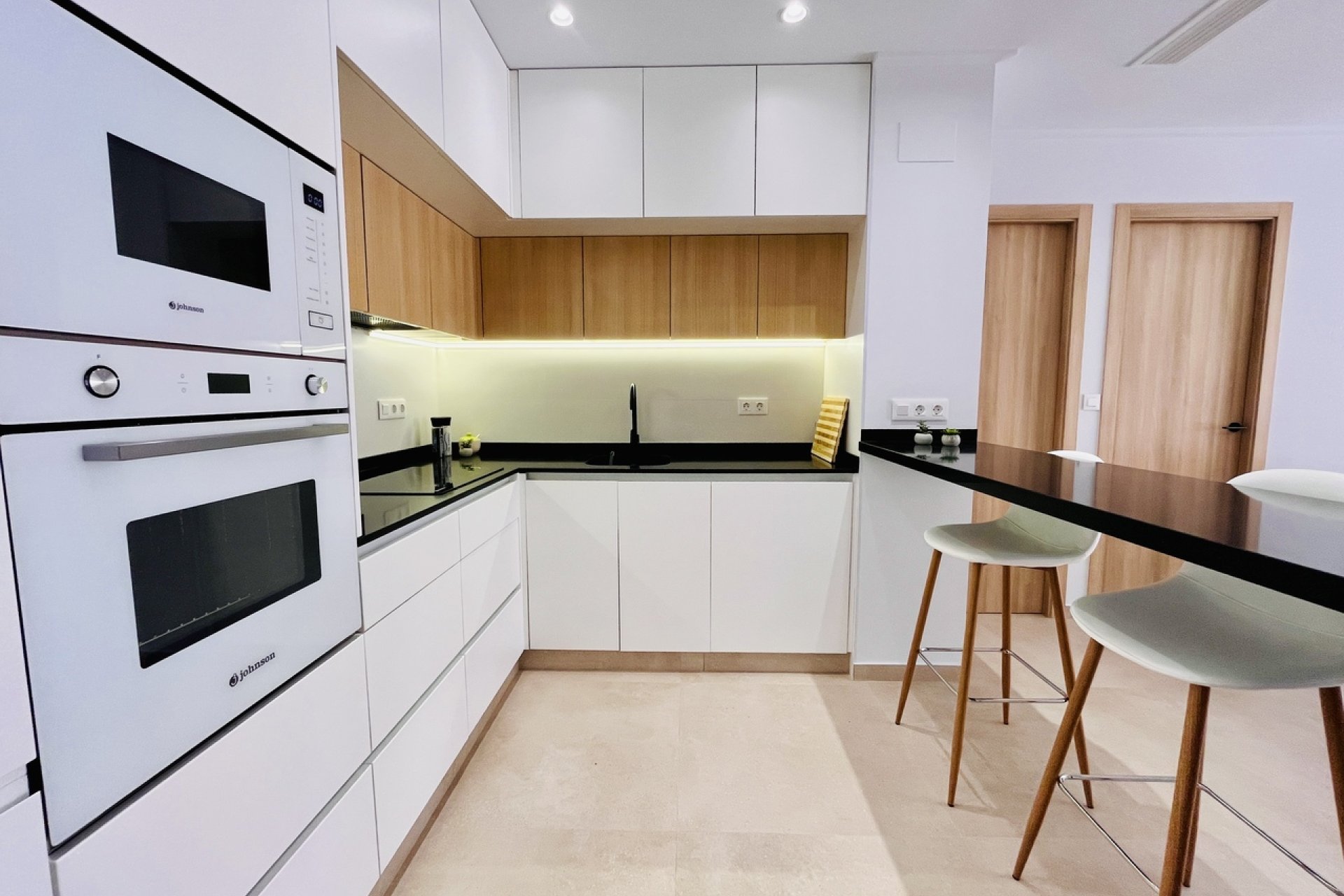 Segunda mano - Apartamento -
El Raso - Costa Blanca