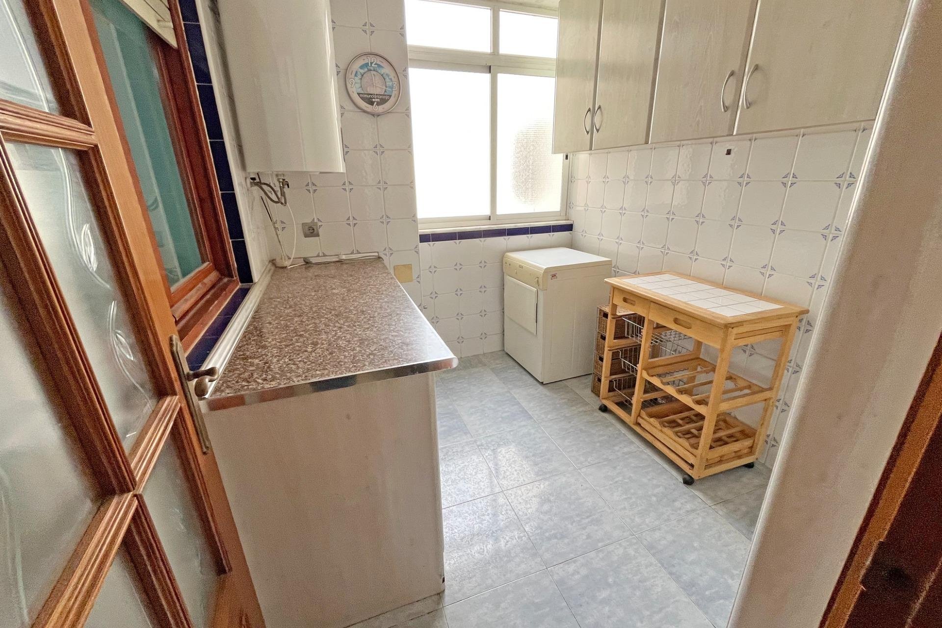 Segunda mano - Apartamento -
Formentera del Segura - Los Palacios