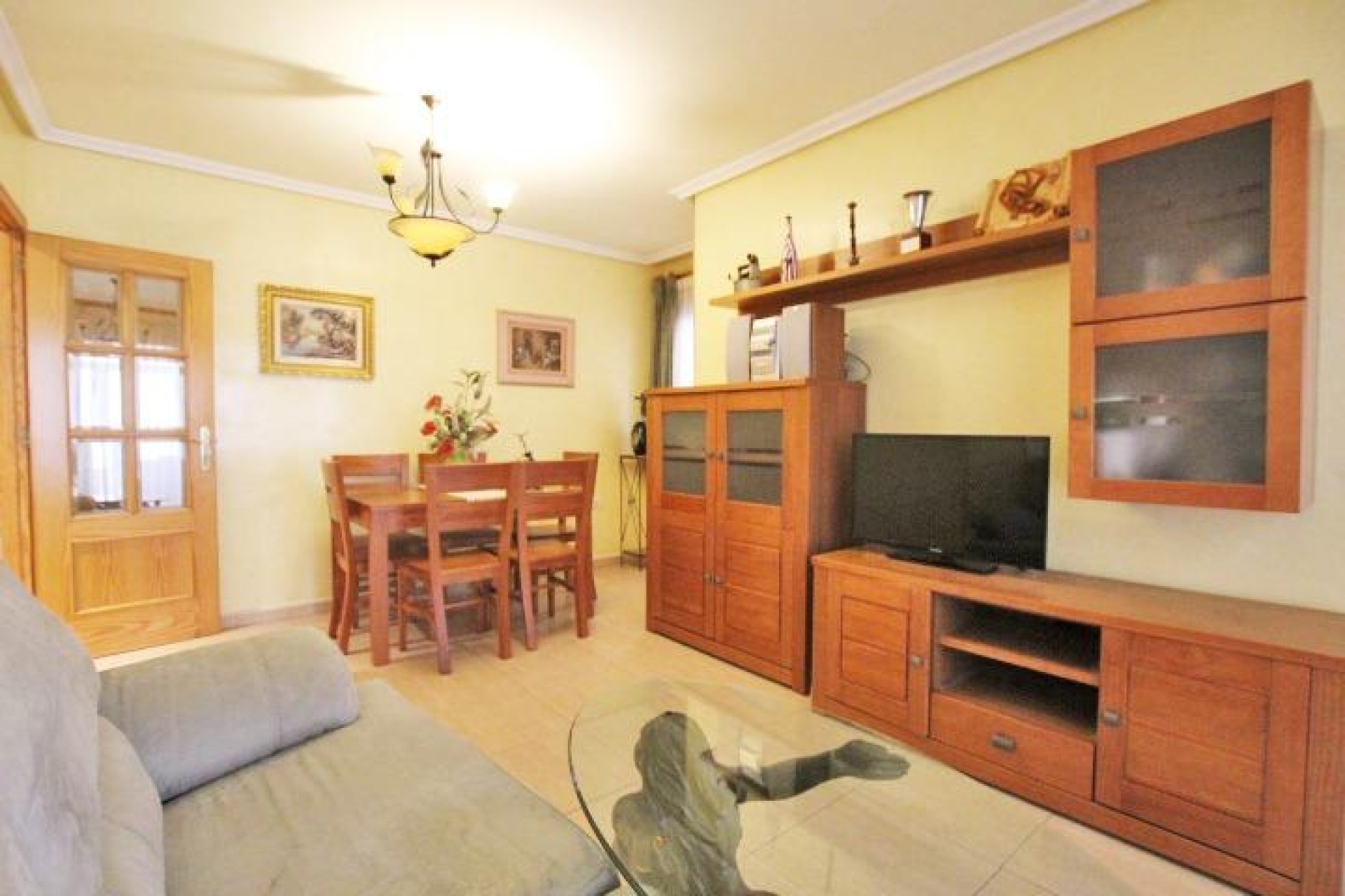 Segunda mano - Apartamento -
Guardamar del Segura - Centro