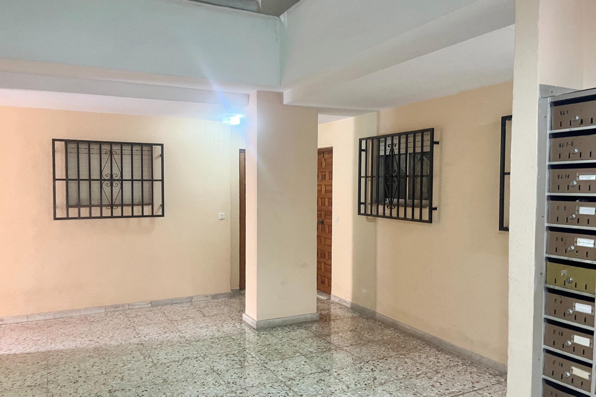 Segunda mano - Apartamento -
Guardamar del Segura - Centro
