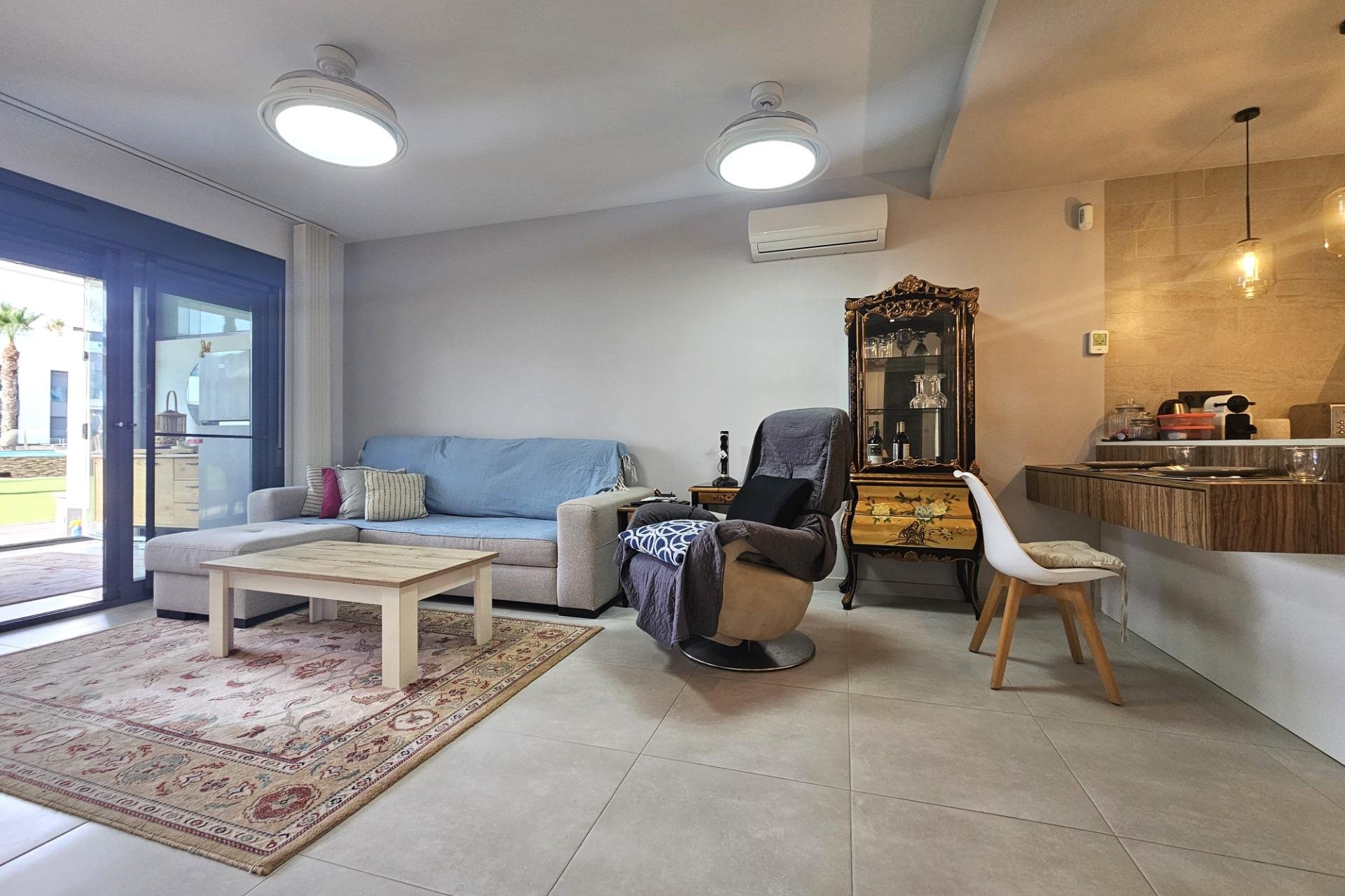 Segunda mano - Apartamento -
Guardamar del Segura - El Raso