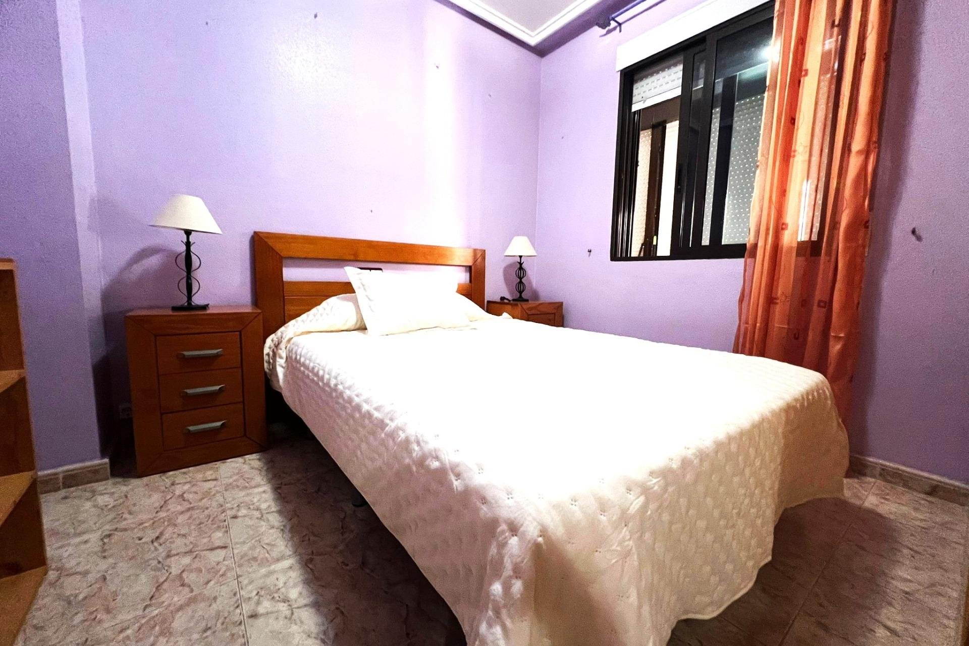 Segunda mano - Apartamento -
Guardamar del Segura - Pueblo