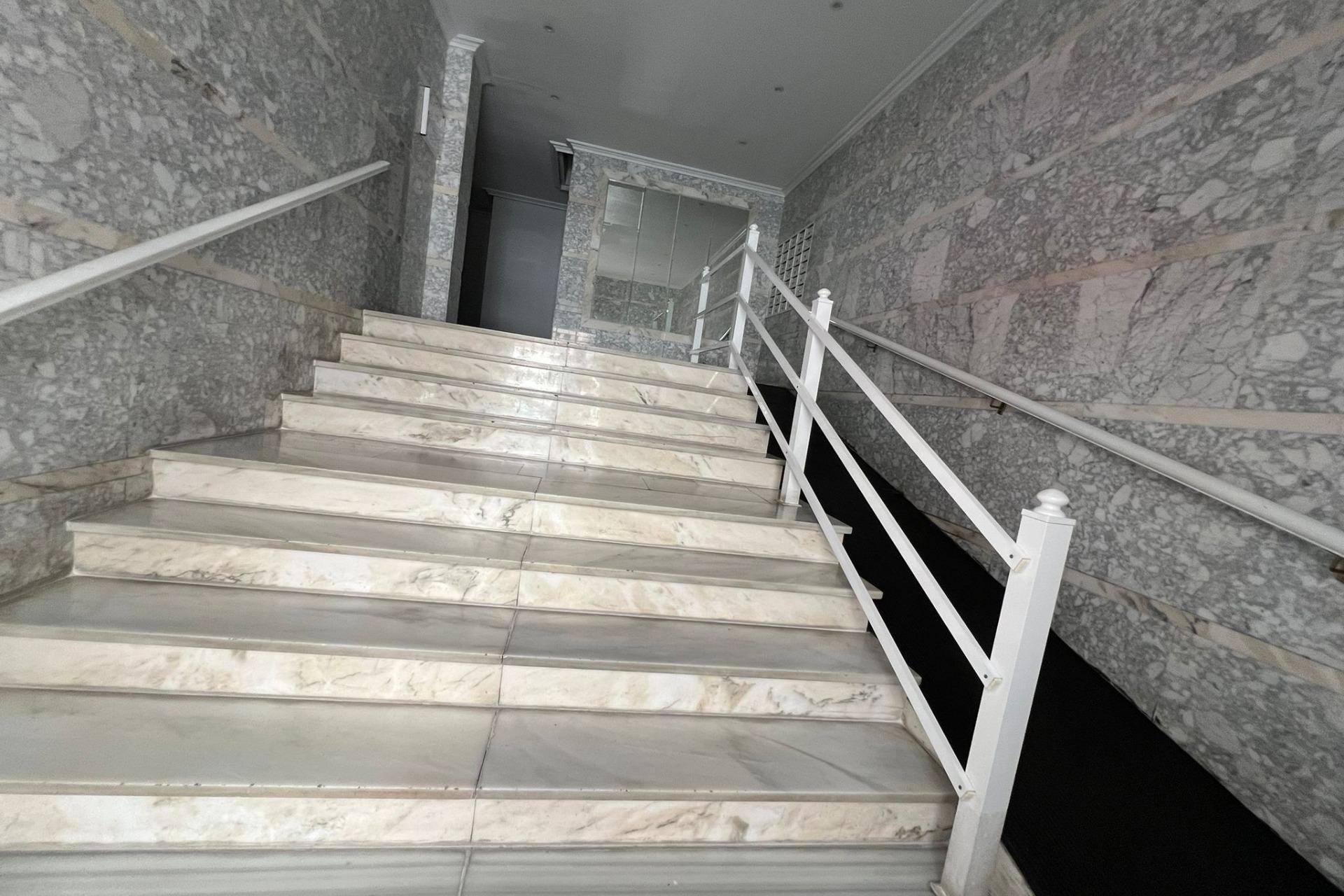 Segunda mano - Apartamento -
Guardamar del Segura - Pueblo
