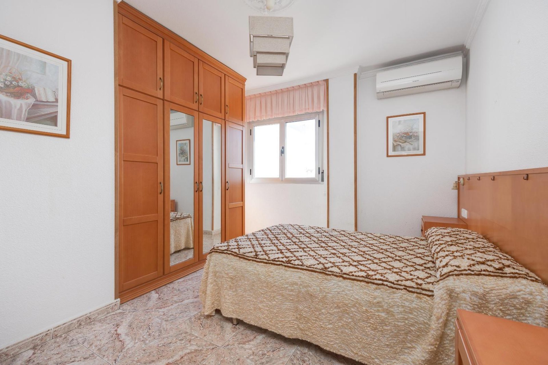Segunda mano - Apartamento -
Guardamar del Segura - Pueblo