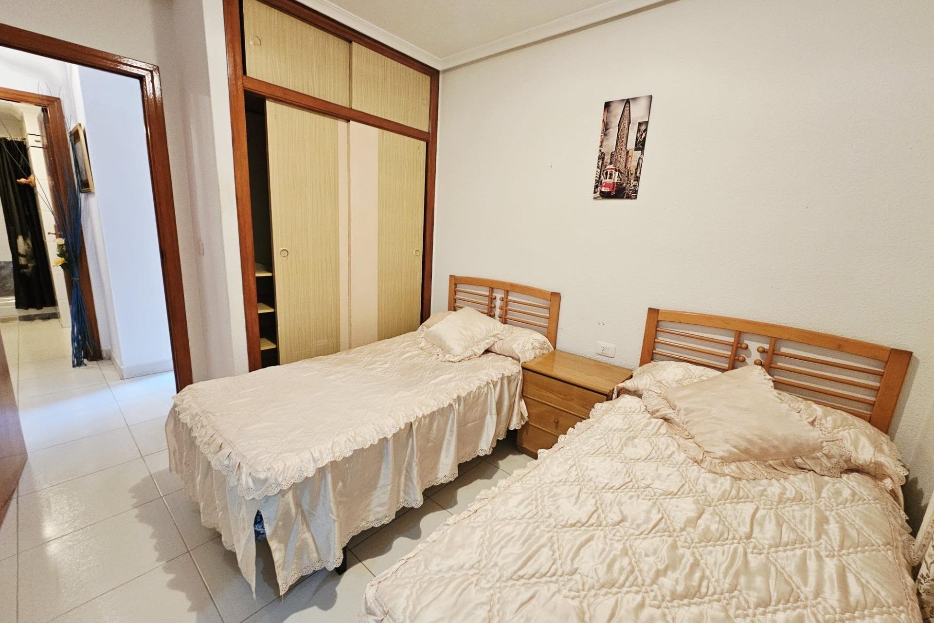 Segunda mano - Apartamento -
Guardamar del Segura - Pueblo