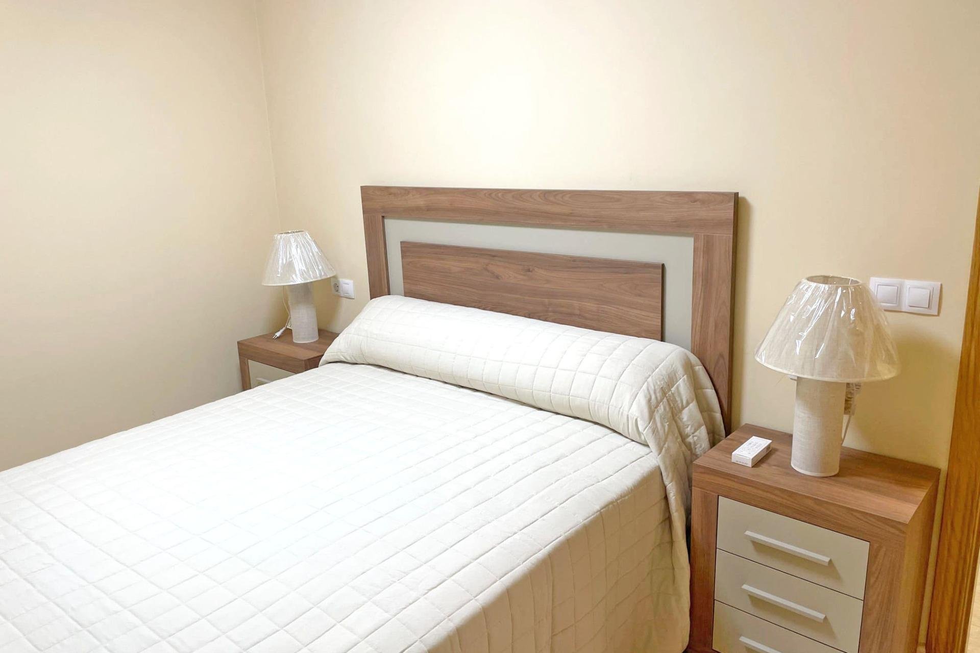 Segunda mano - Apartamento -
Guardamar del Segura - Puerto Deportivo
